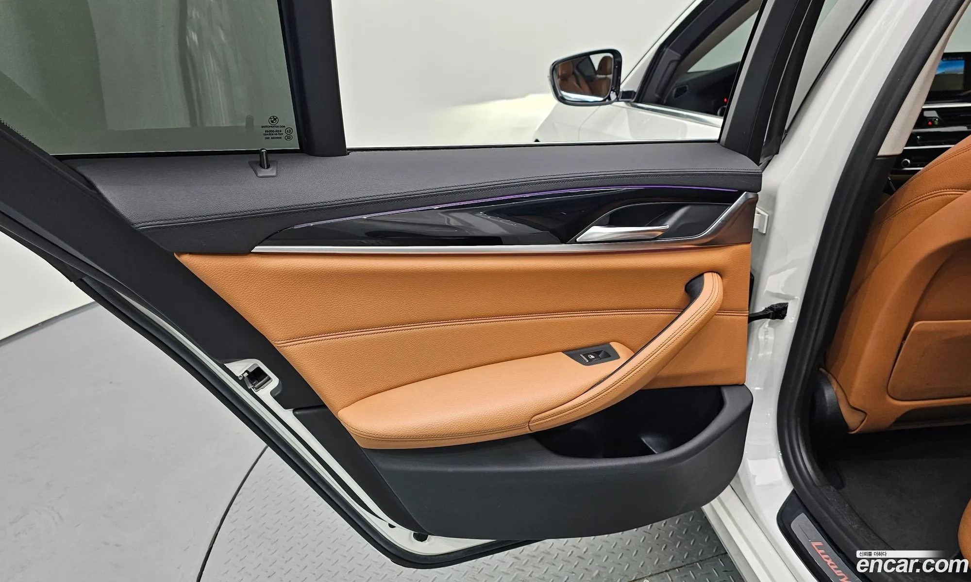 BMW 5 Series 2018 WBAJC3100JDB28664 — 23