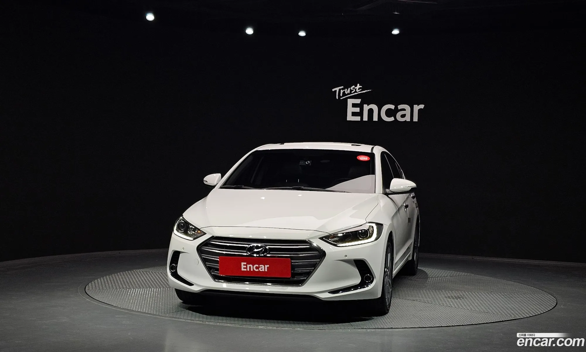 Hyundai Elantra AD 2016 — 4