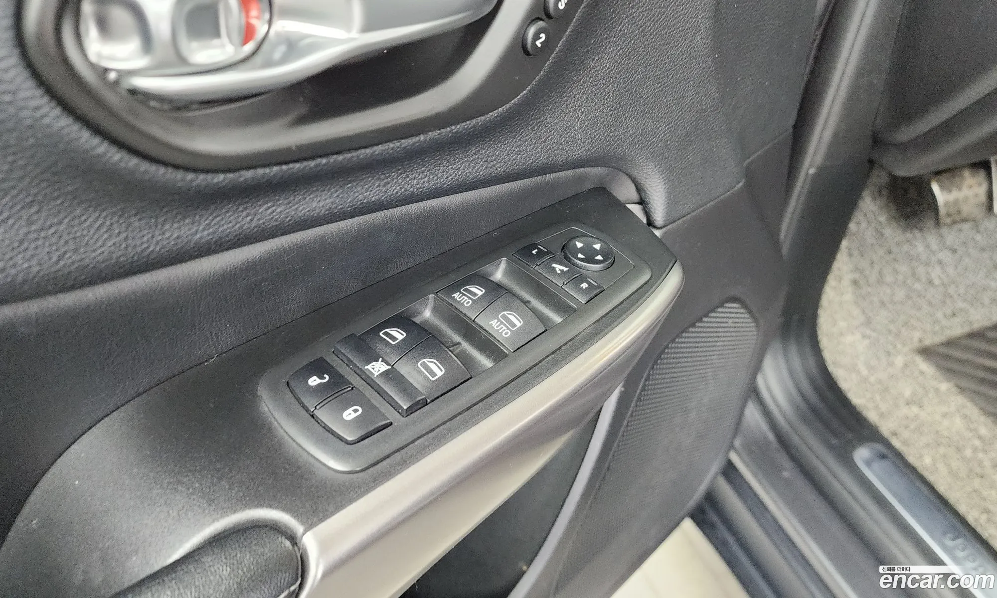Jeep Cherokee 2020 1C4PJMDB1LD508151 — 28