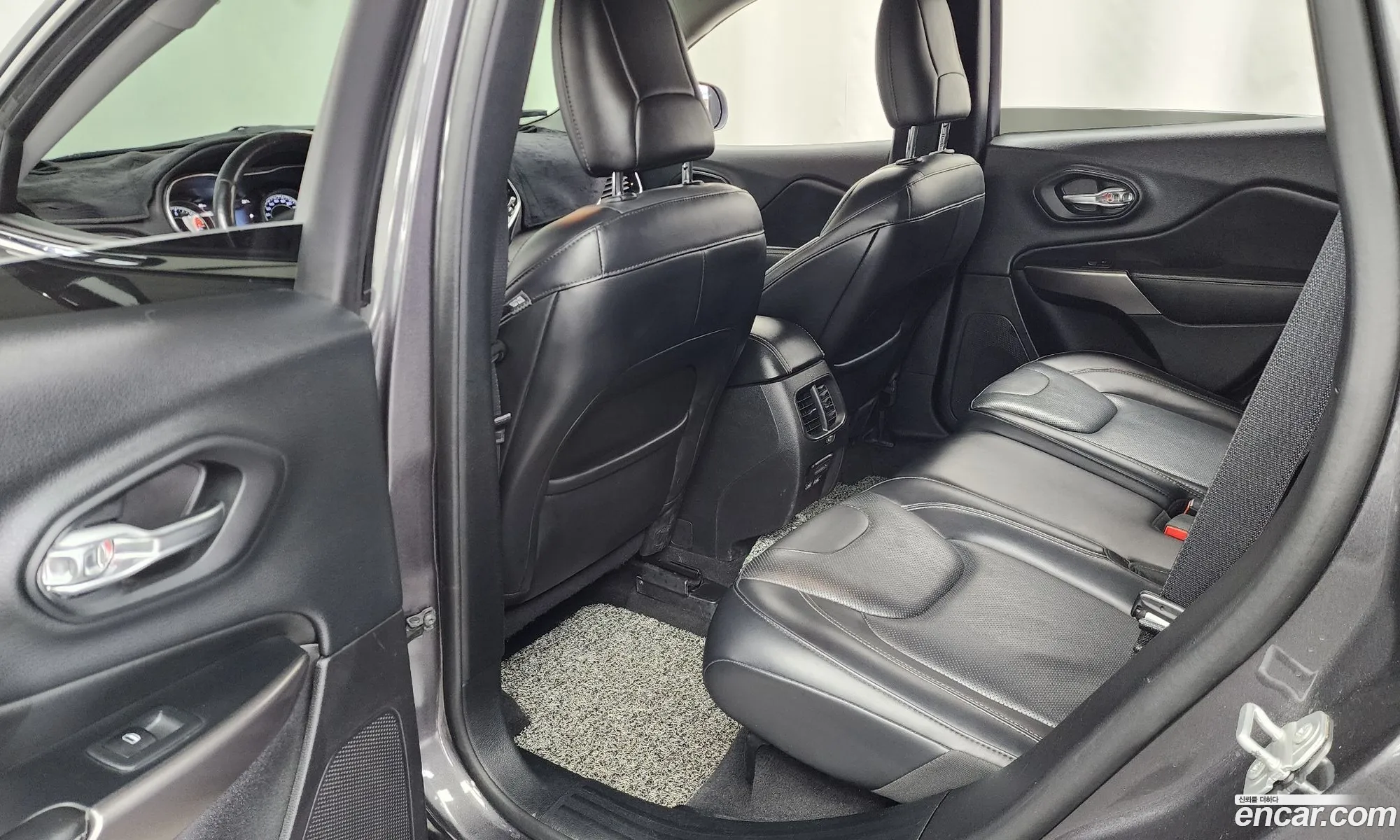 Jeep Cherokee 2020 1C4PJMDB1LD508151 — 25