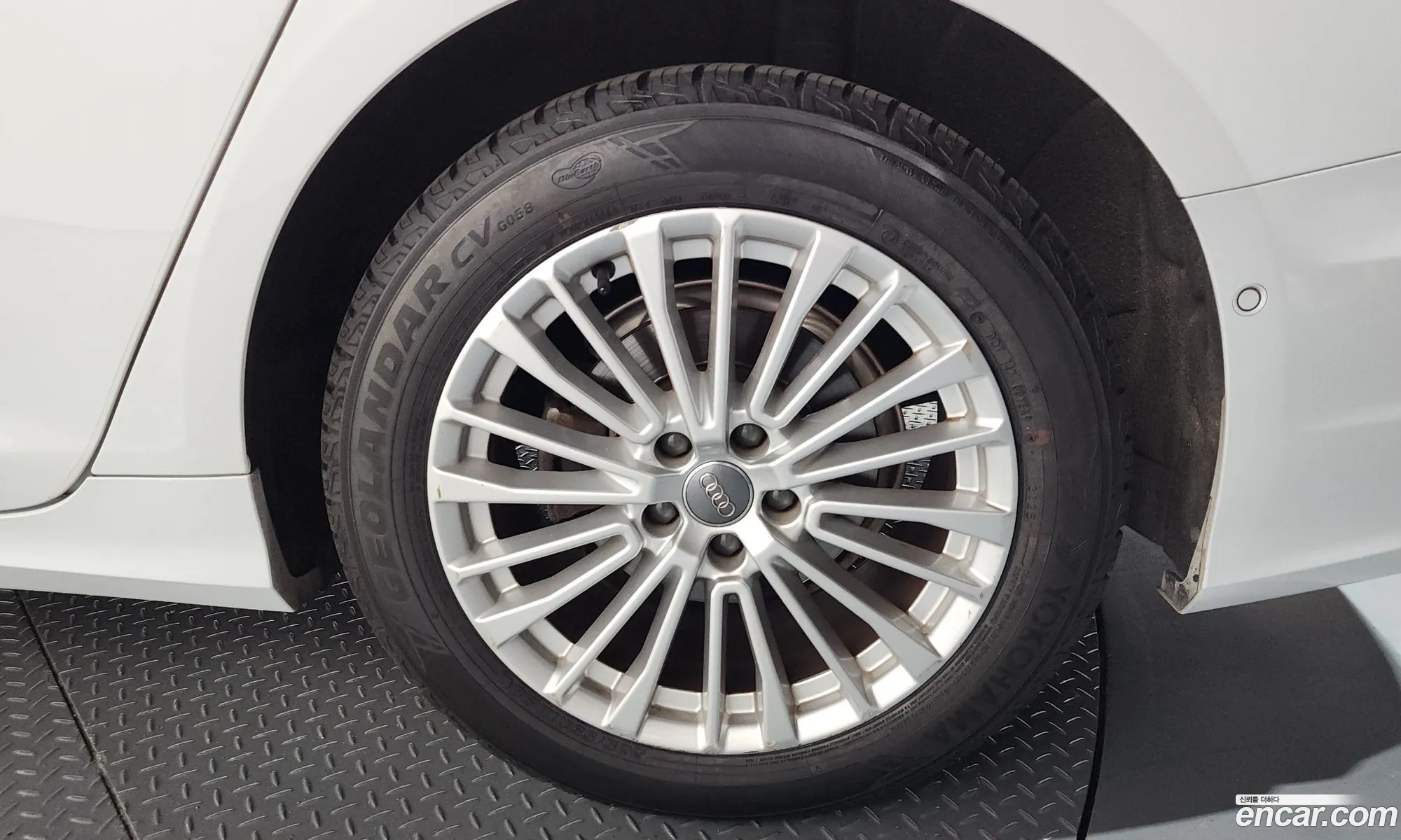 Audi A6 2020 WAUZZZF23LN066475 — 31