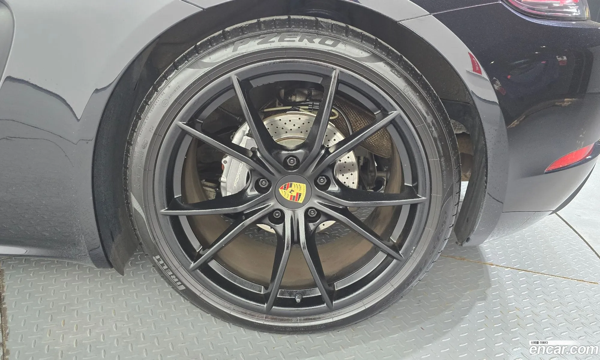 Porsche 718 Boxster 2019 WP0CA2981KS214212 — 13