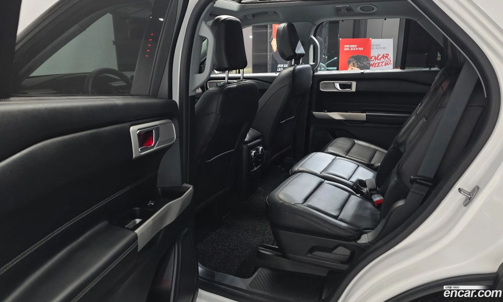 Ford Explorer 6th Gen 2022 1FMSK8FH3NGB80390 — 10