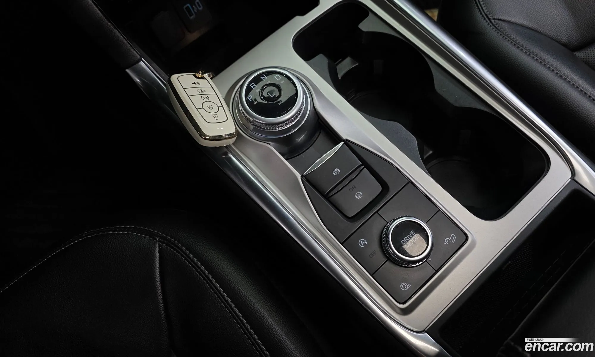 Ford Explorer 6th Gen 2022 1FMSK8FH3NGB80390 — 30
