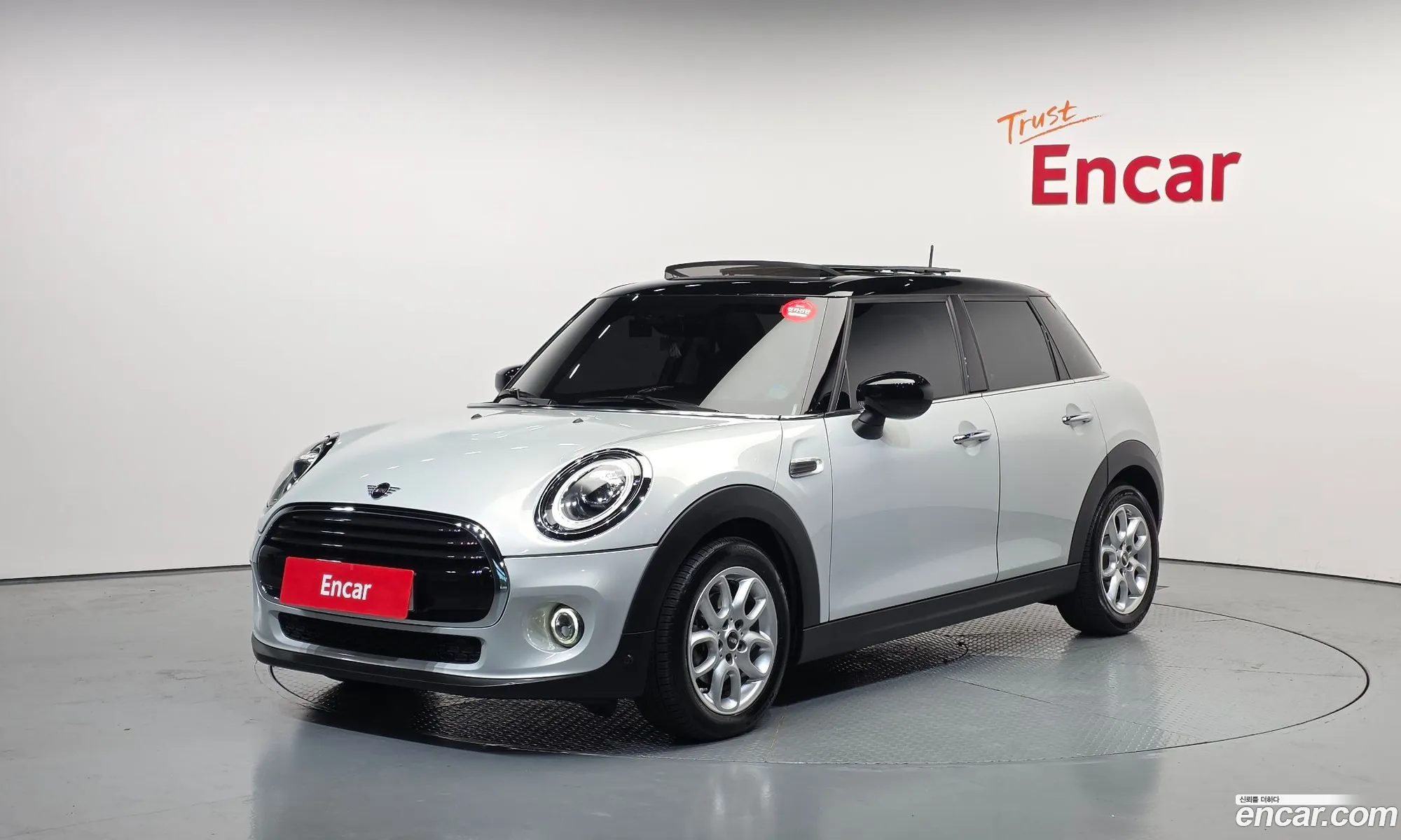 Mini Cooper 2020 — 27