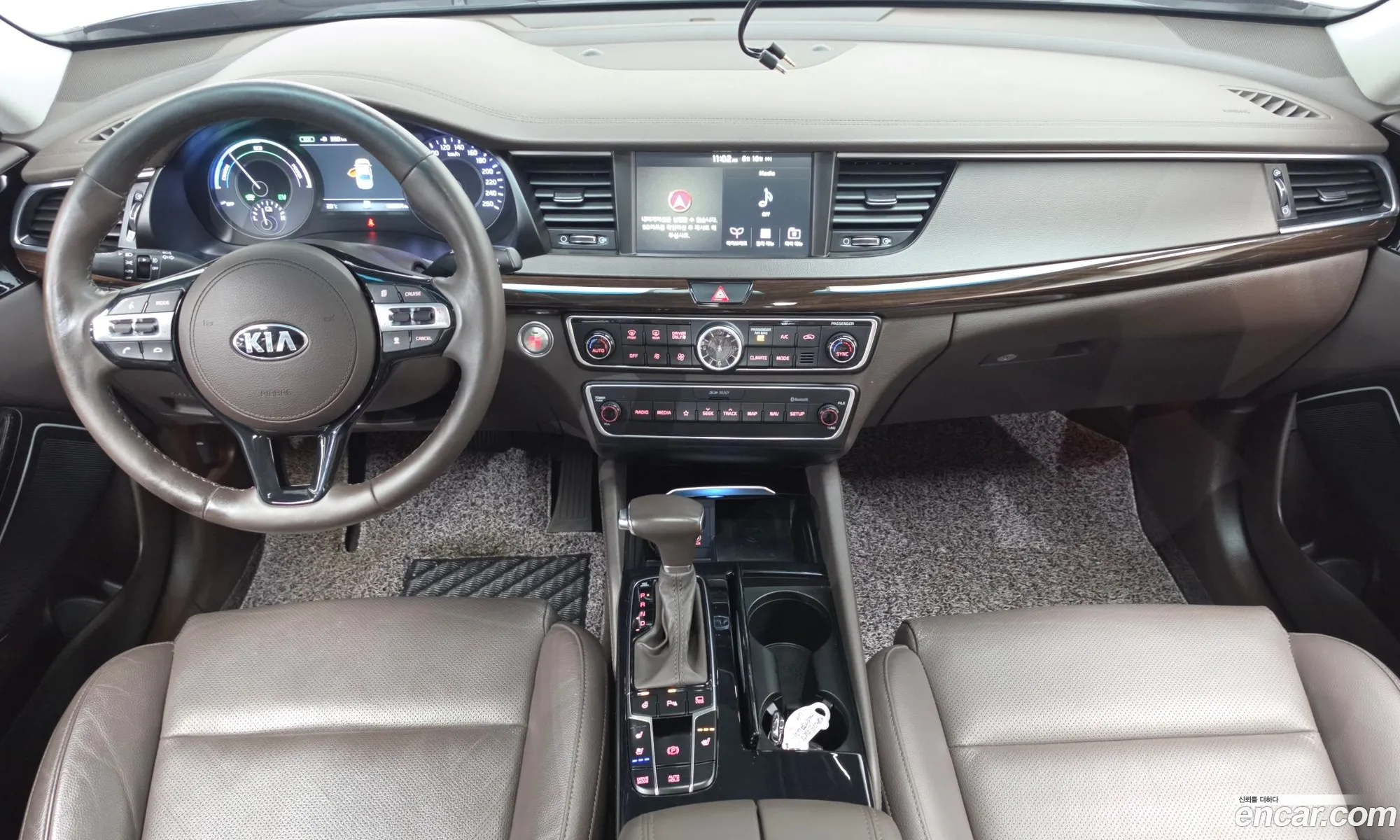 Kia K7 Hybrid 2019 — 2