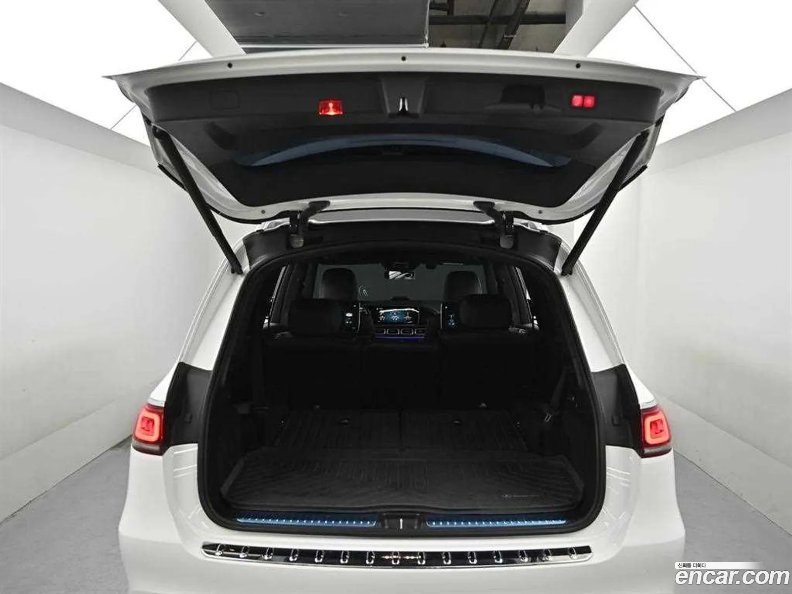 Mercedes-Benz GLS-Class X167 2021 — 12