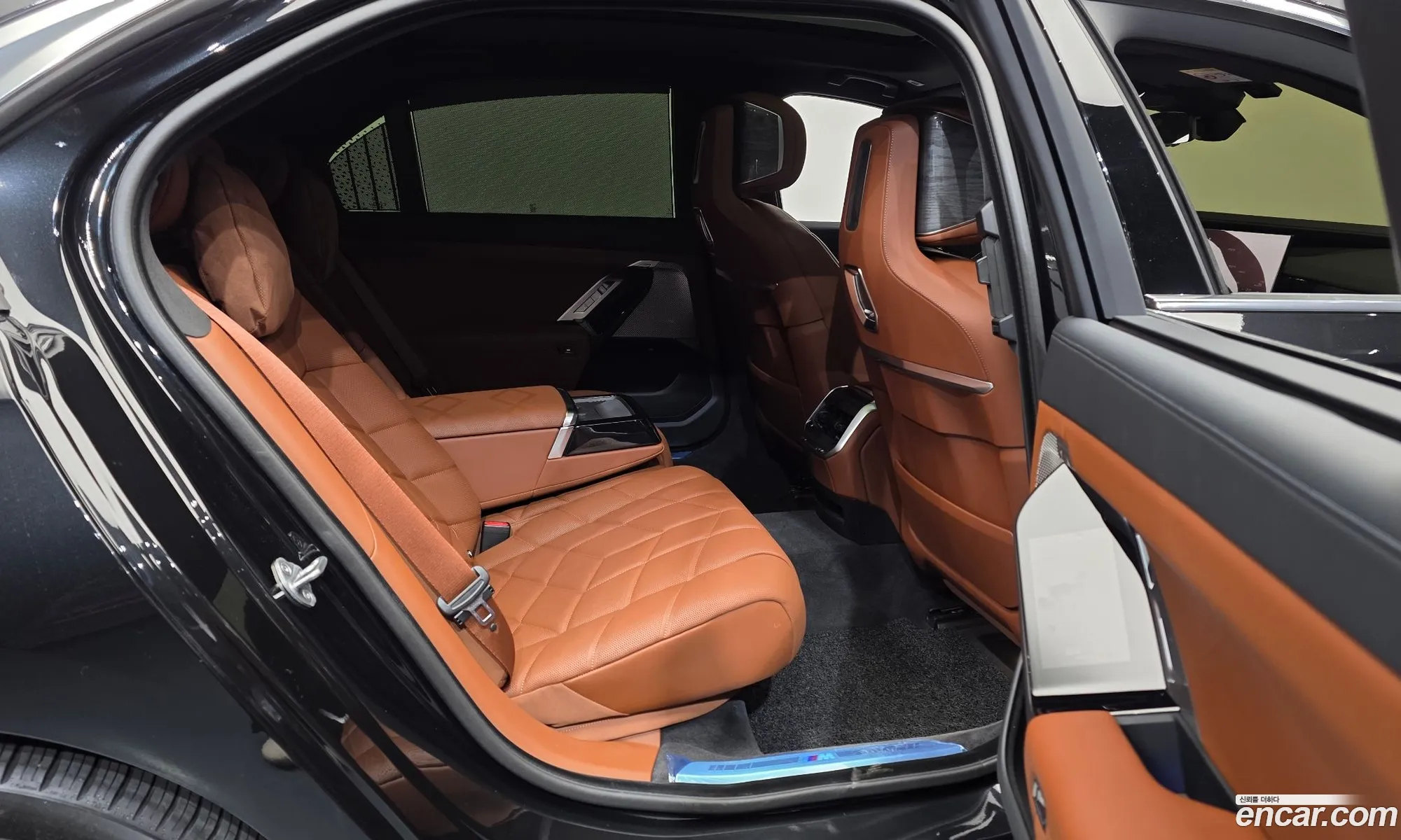 BMW i7 2024 WBY41EJ03RCS18194 — 25