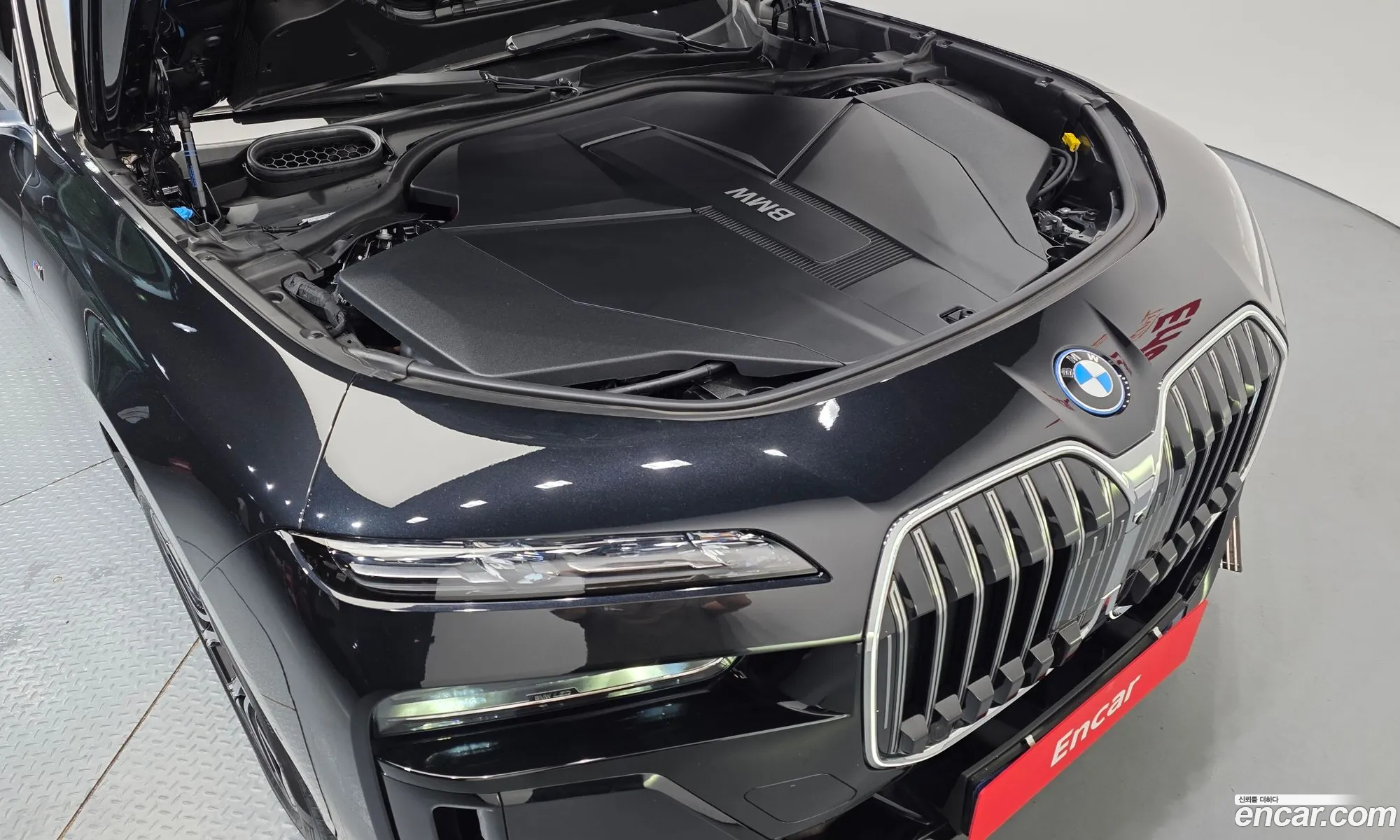 BMW i7 2024 WBY41EJ03RCS18194 — 12