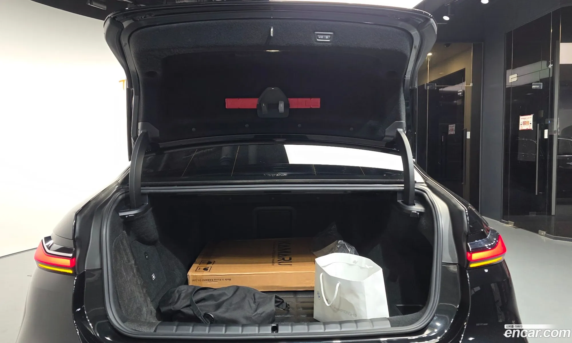 BMW i7 2024 WBY41EJ03RCS18194 — 33