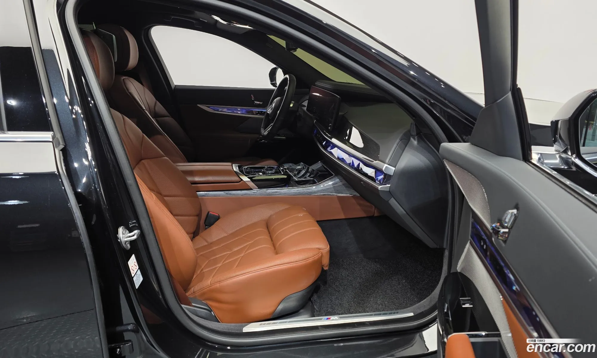 BMW i7 2024 WBY41EJ03RCS18194 — 16
