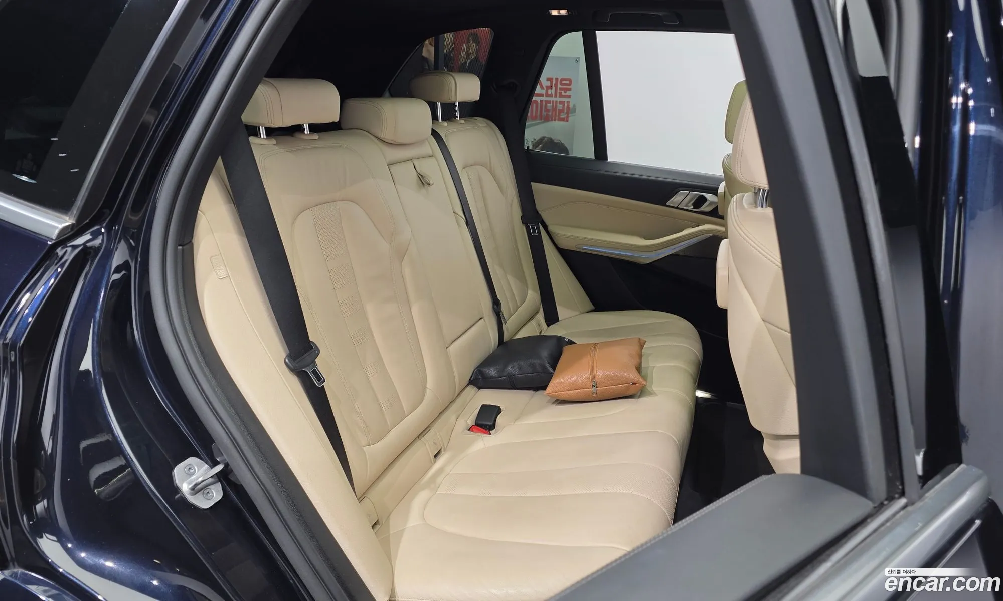 BMW X5 2021 WBATA6104M9H29406 — 23