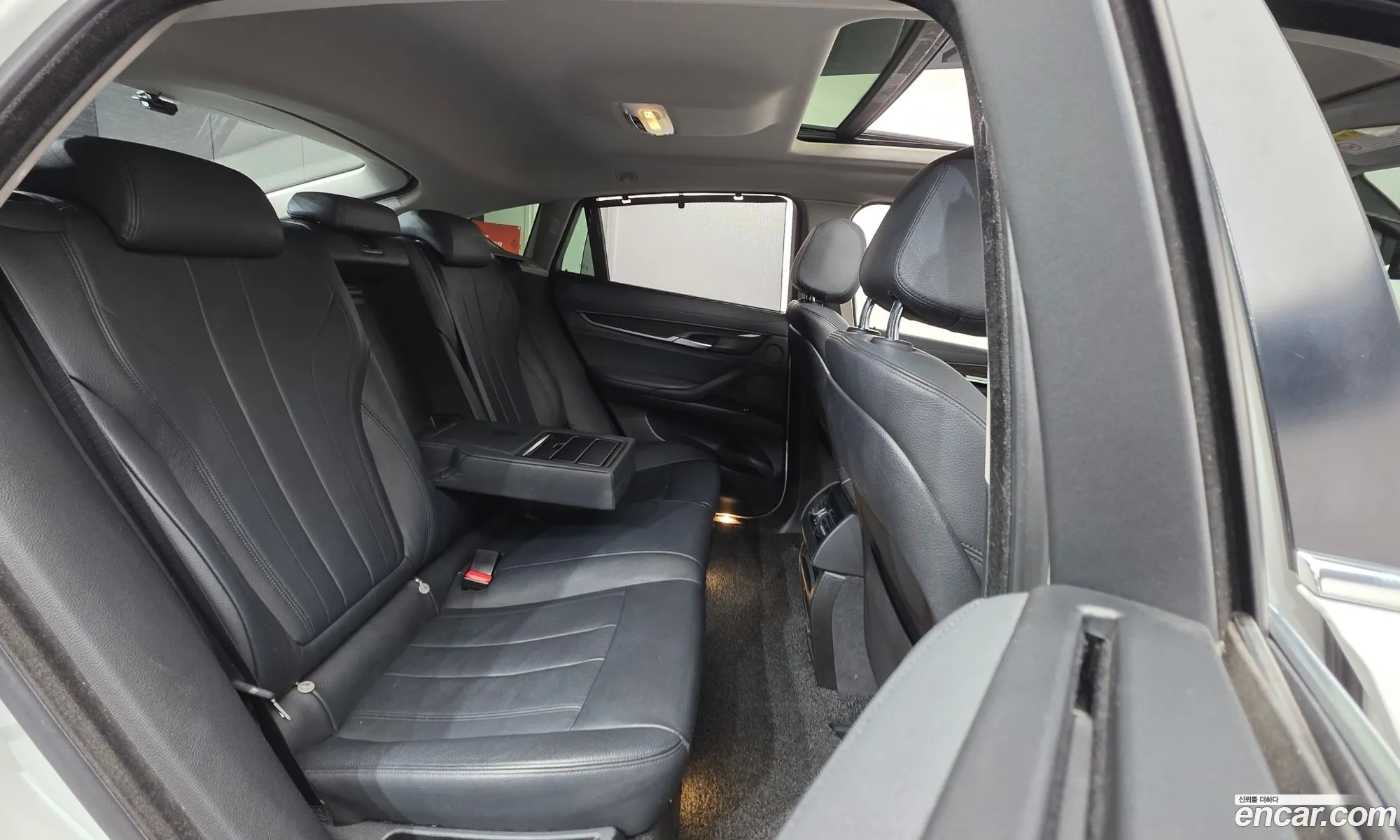 BMW X6 2015 WBAKV2100F0R23850 — 17