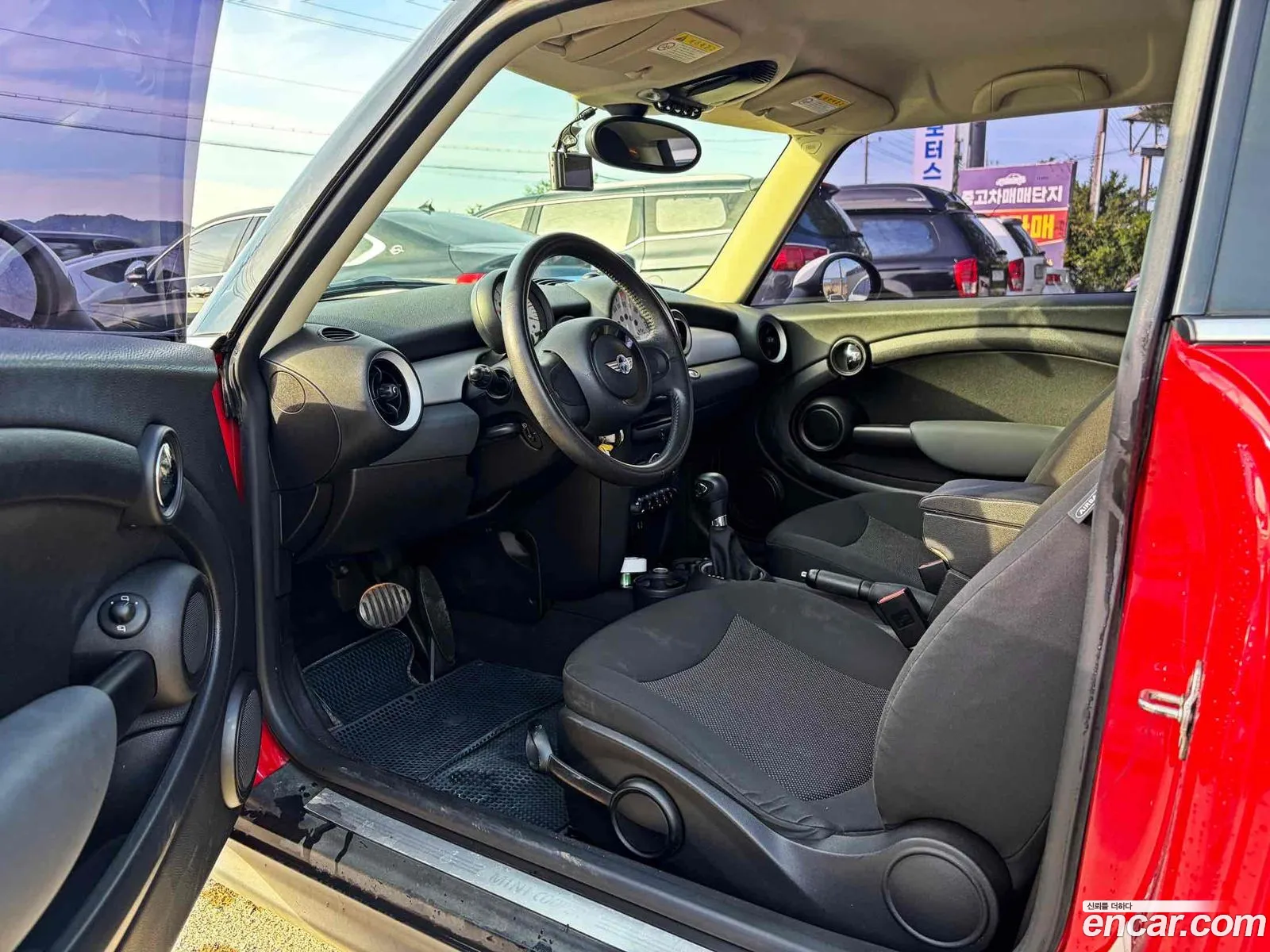 Mini Cooper 2011 — 12