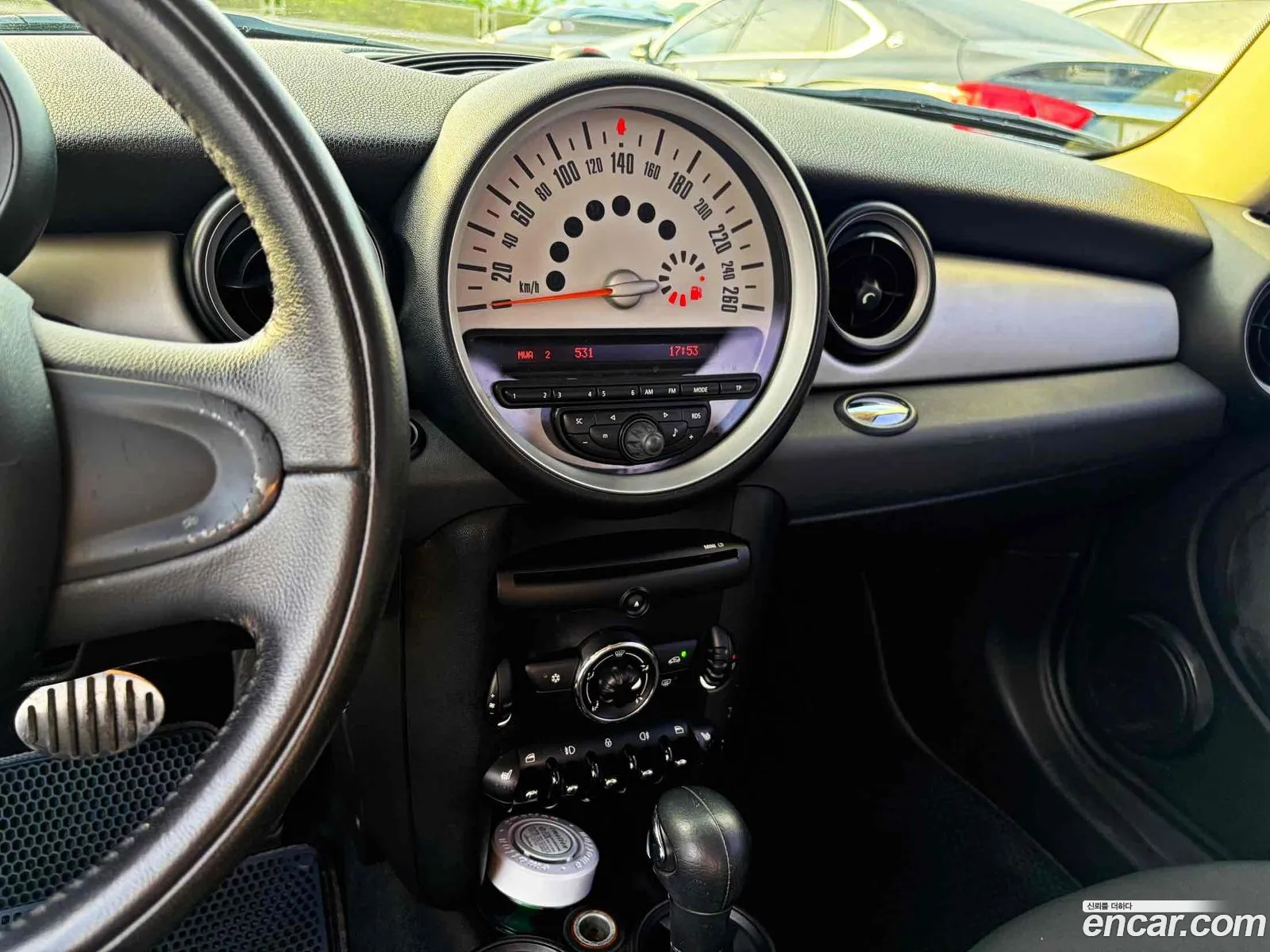 Mini Cooper 2011 — 11