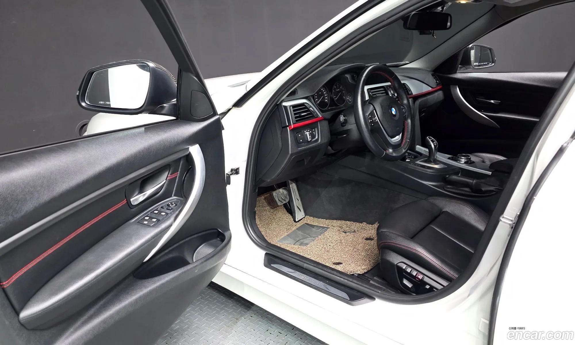BMW 3 Series 2013 WBA3D3106EF893374 — 11