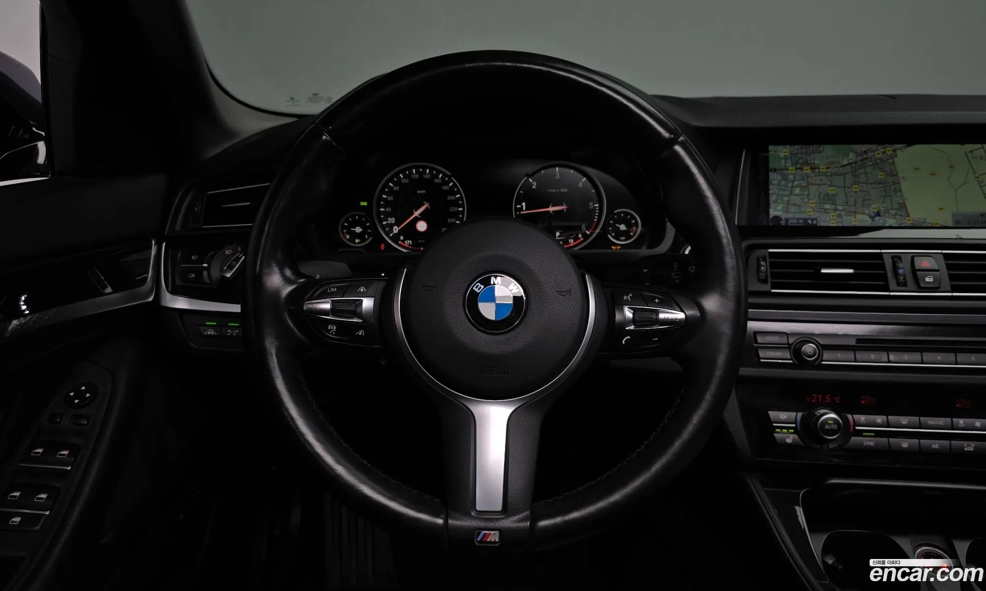 BMW 5 Series 2016 WBA5E5108GG201839 — 10