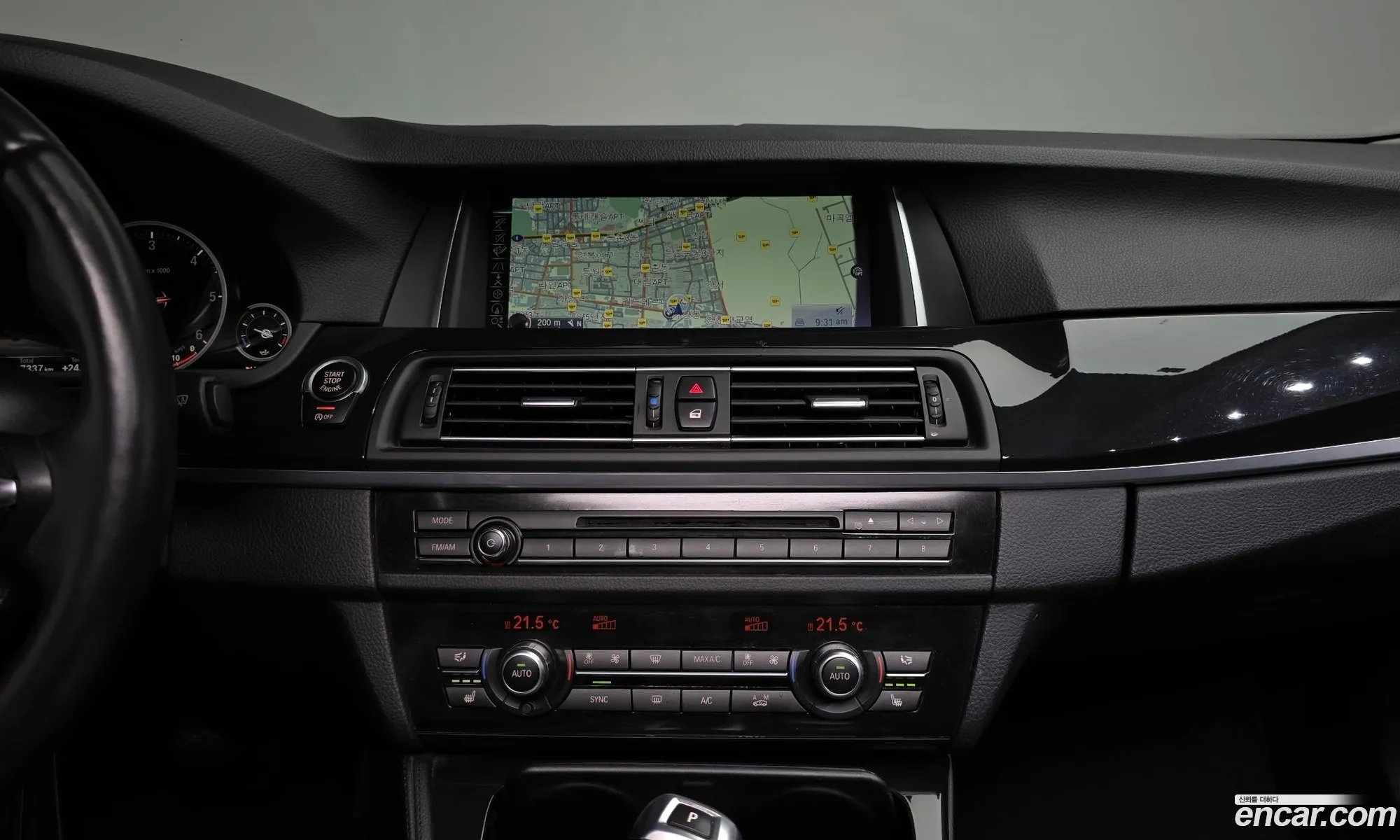 BMW 5 Series 2016 WBA5E5108GG201839 — 26