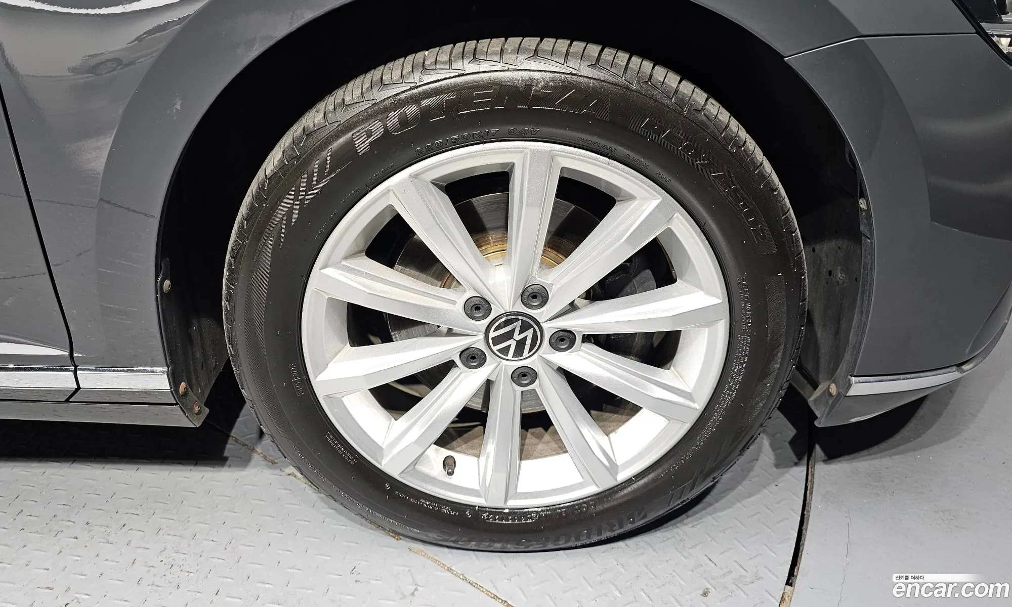 Volkswagen Passat GT 2021 — 2