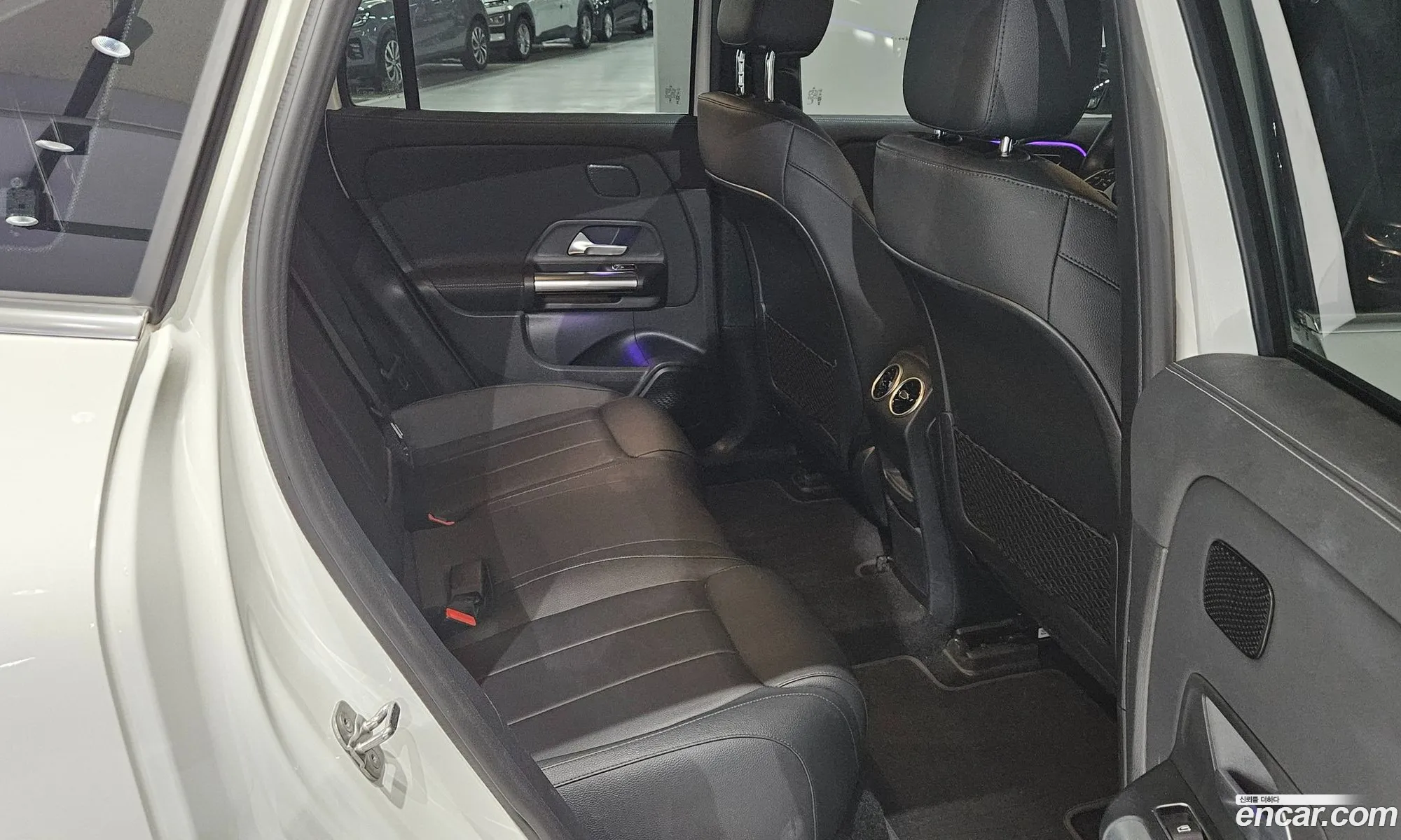 Mercedes-Benz EQA H243 2025 — 8