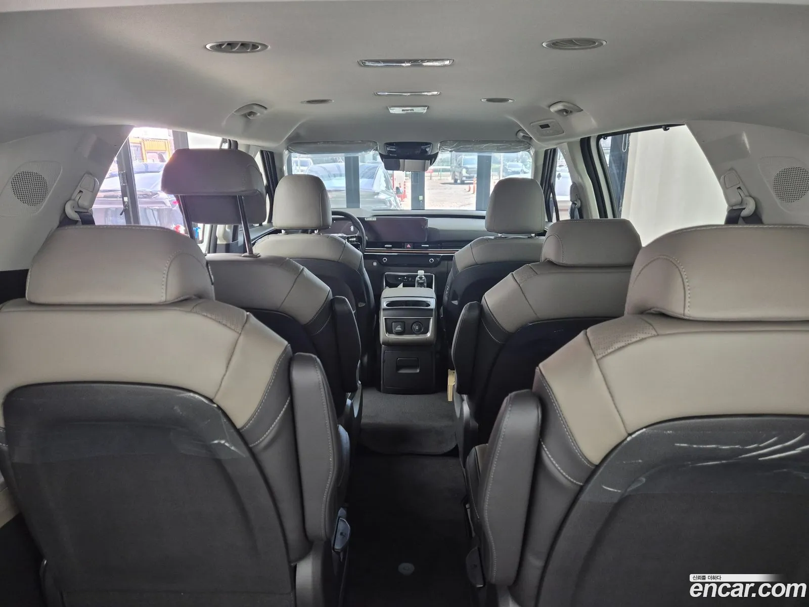 Kia Carnival 2026 — 3