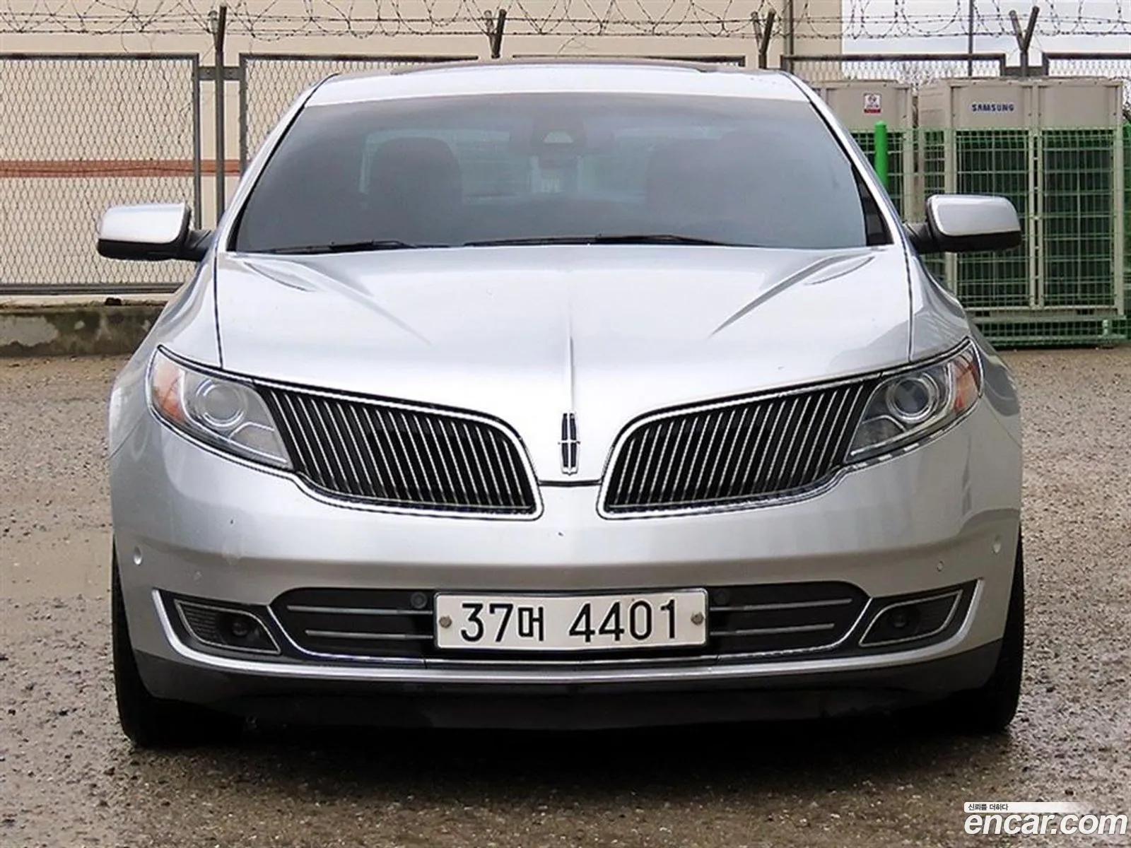 Lincoln MKS 2014 — 15