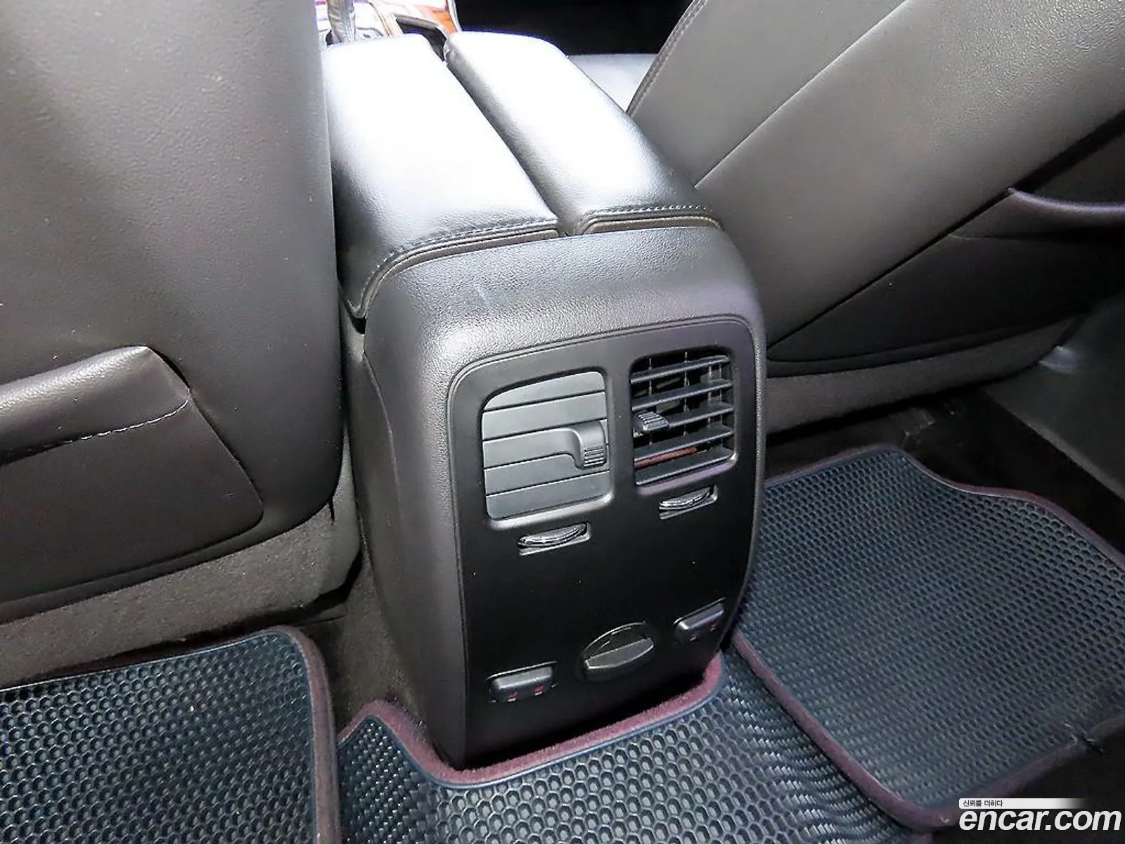 Lincoln MKS 2014 — 18