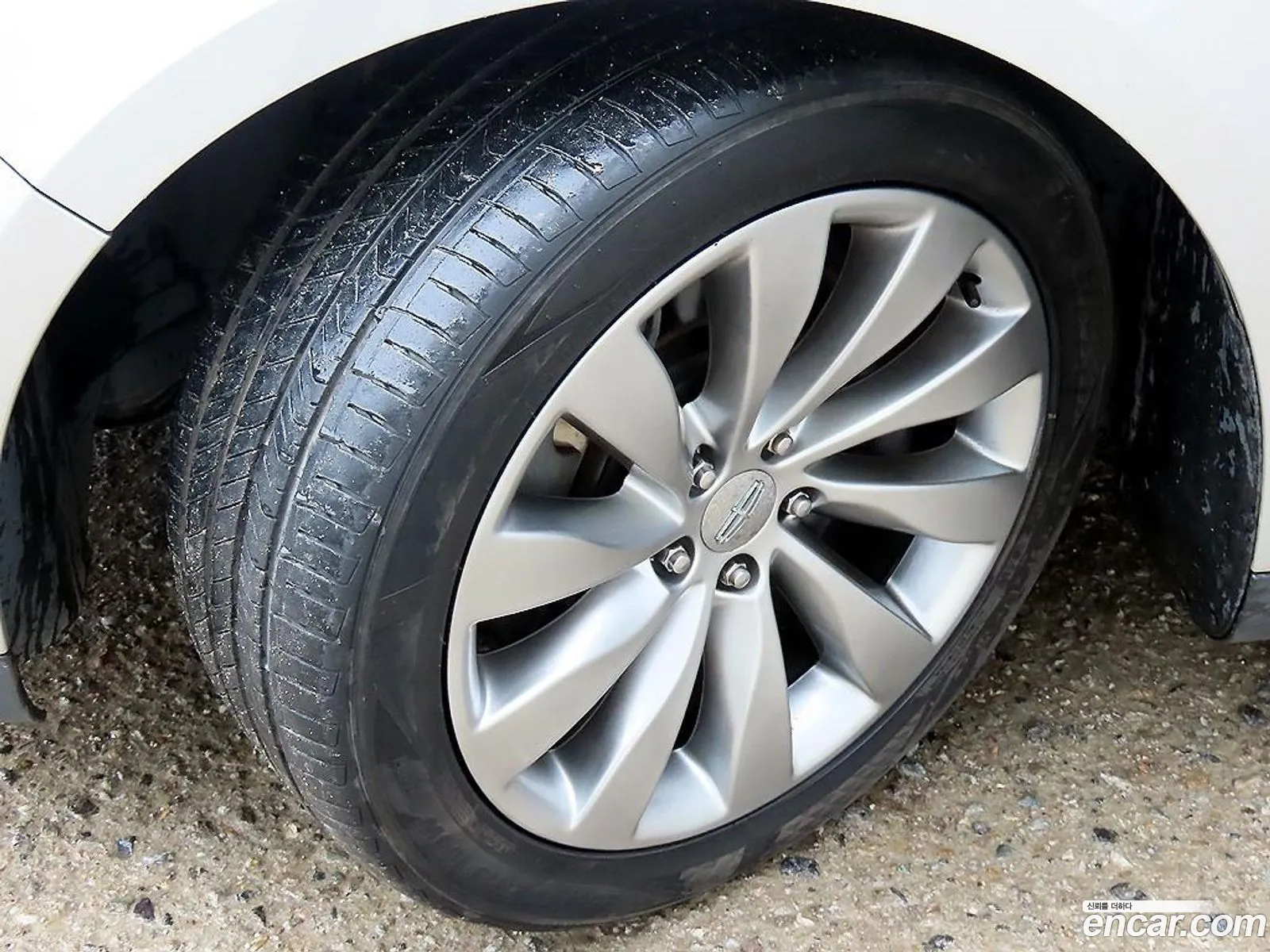 Lincoln MKS