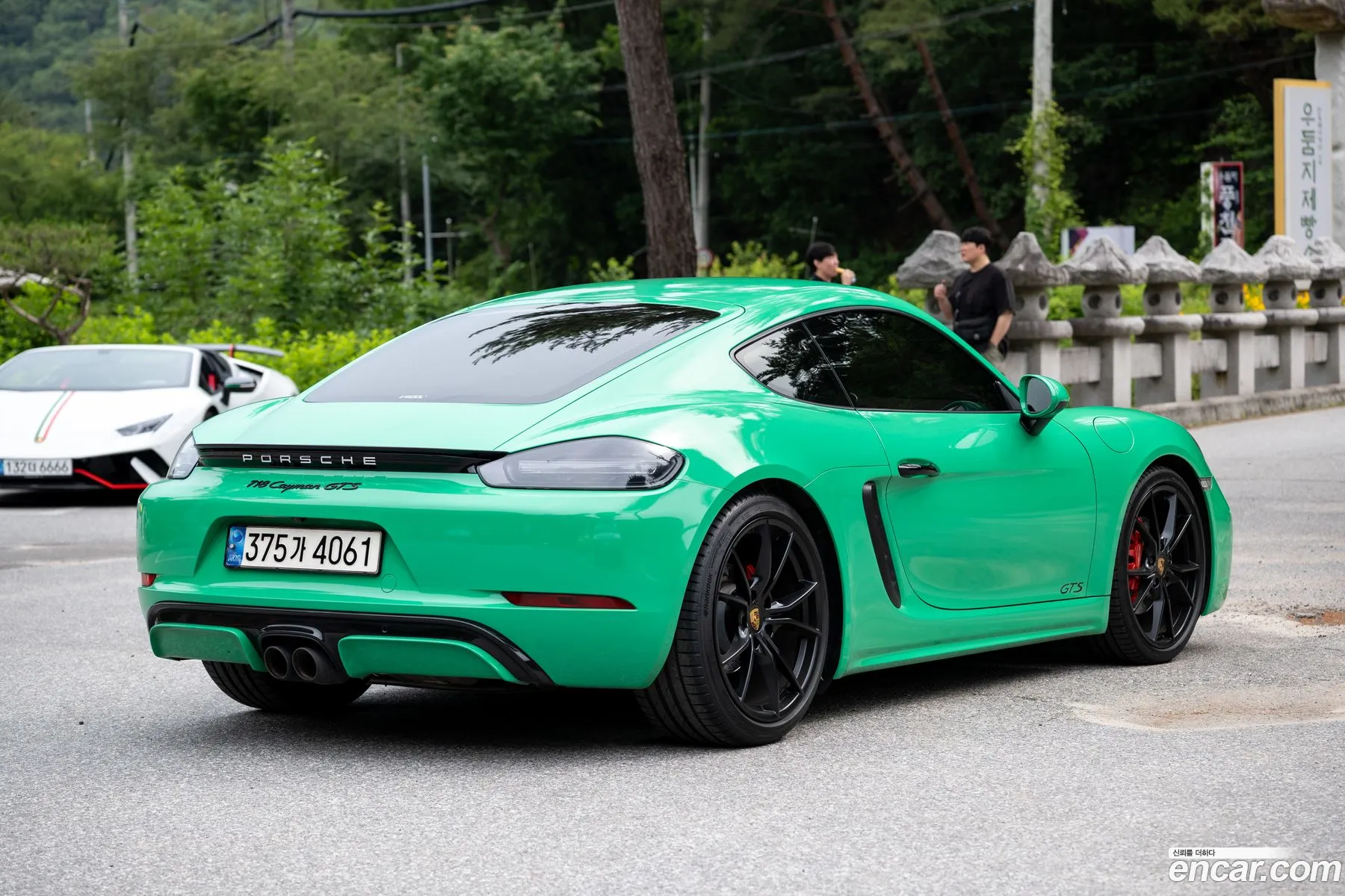 Porsche 718 Cayman