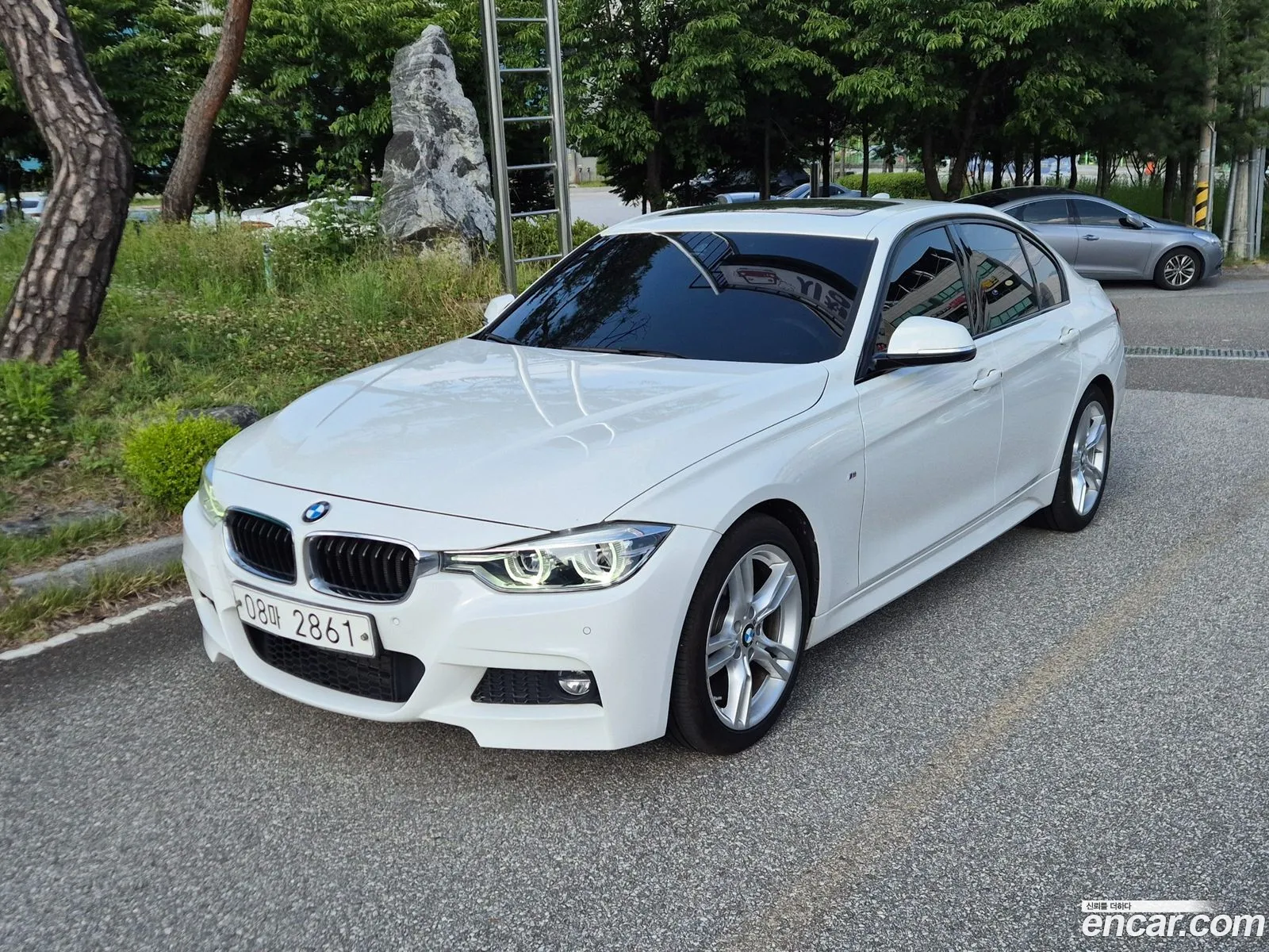 BMW 3 Series 2017 — 16