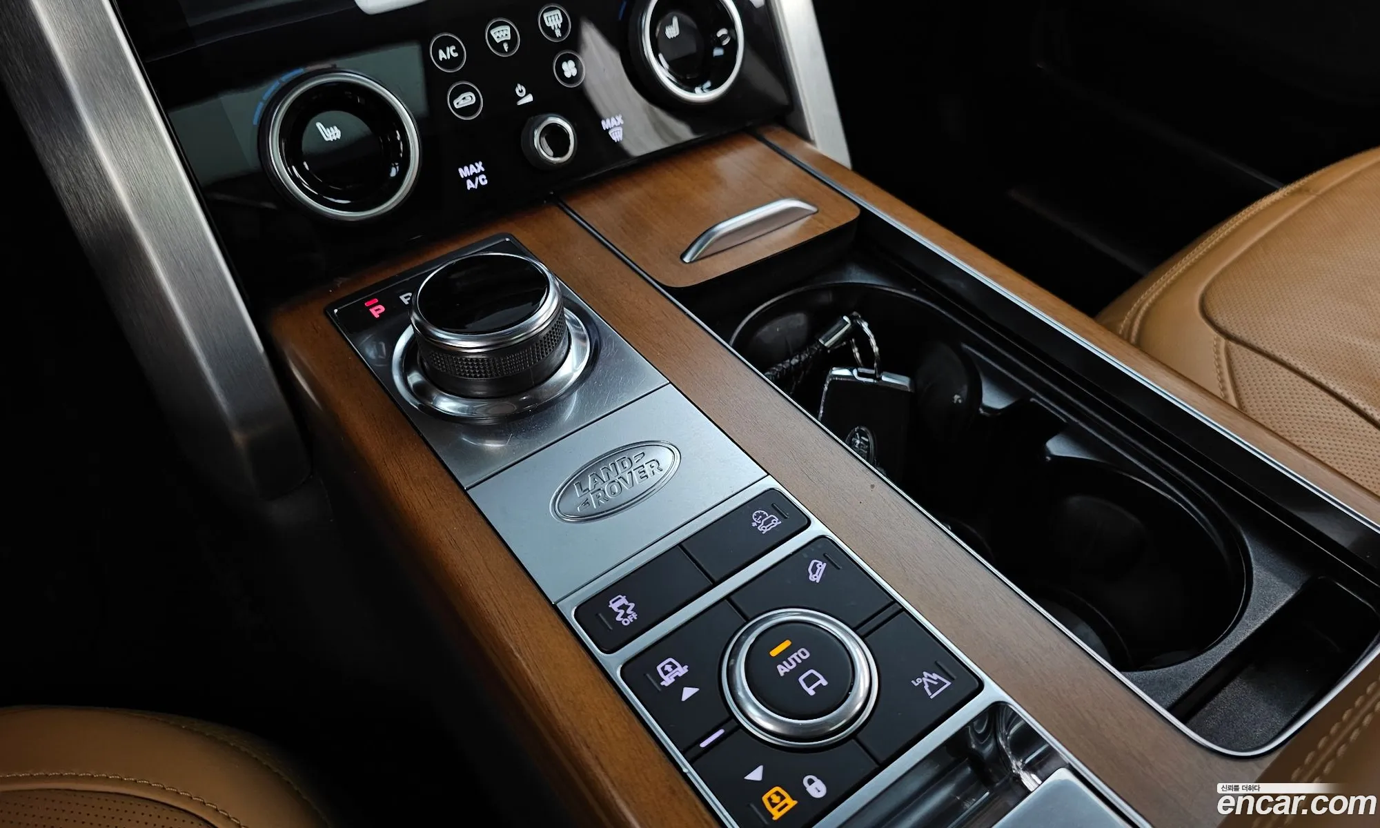 Land Rover Range Rover 2020 — 10