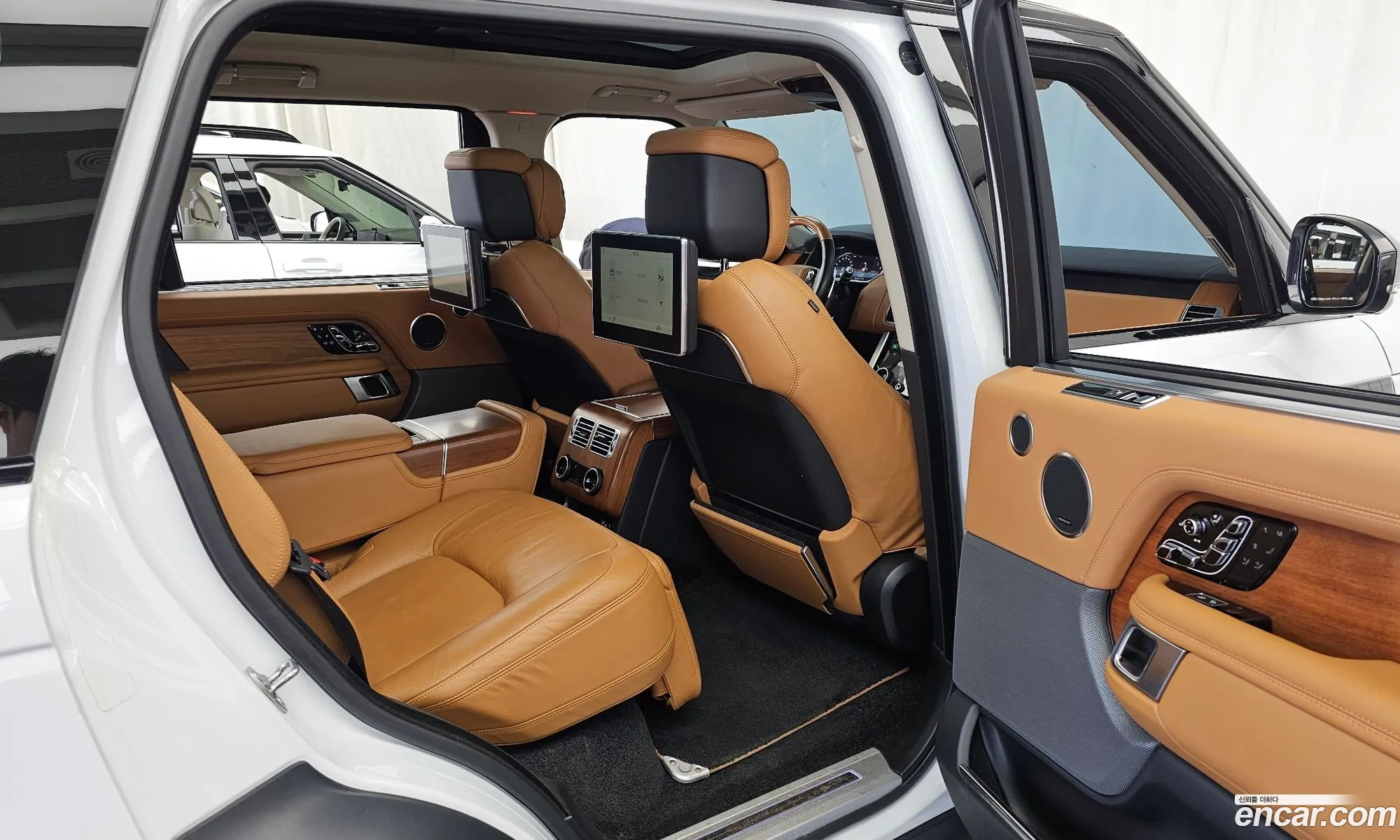 Land Rover Range Rover 2020 — 9