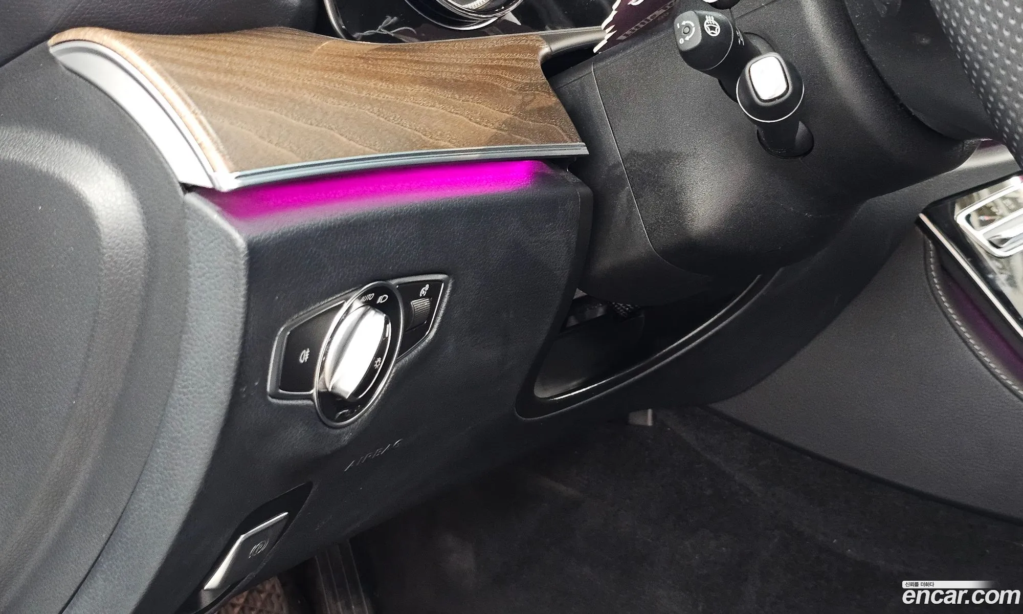 Mercedes-Benz E-Class W213 2018 WDDZF4KBXJA364472 — 13