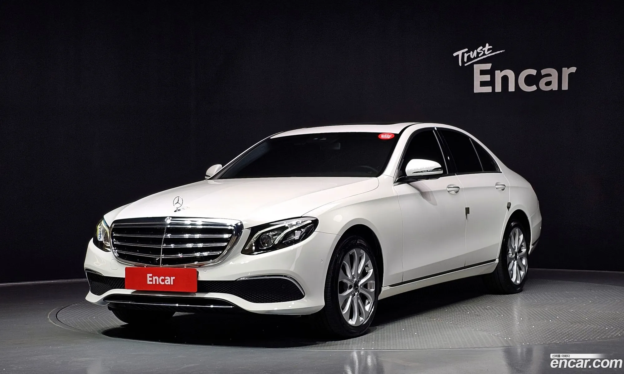 Mercedes-Benz E-Class W213 2018 WDDZF4KBXJA364472 — 20