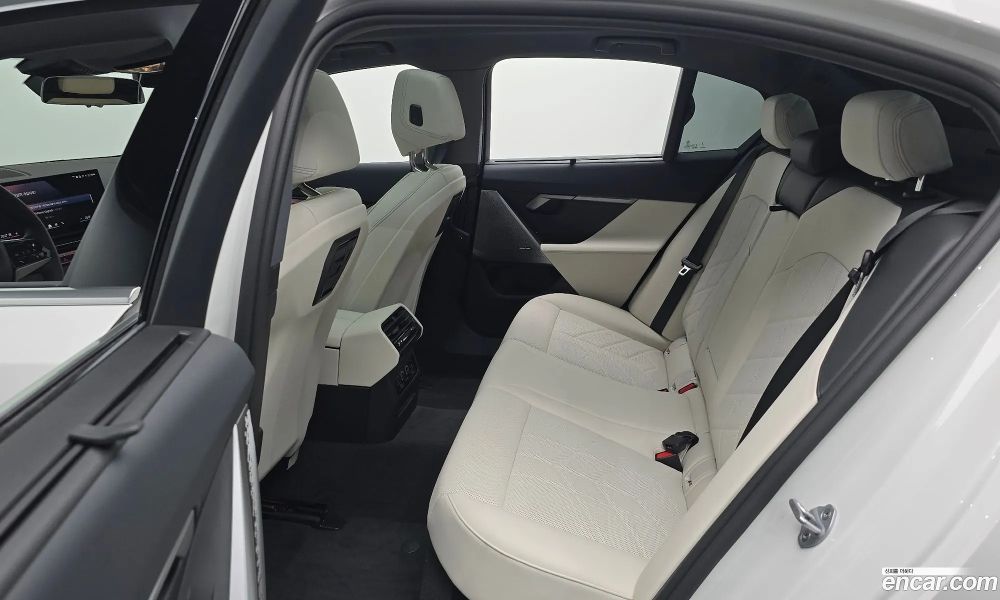BMW i5 2025 — 13