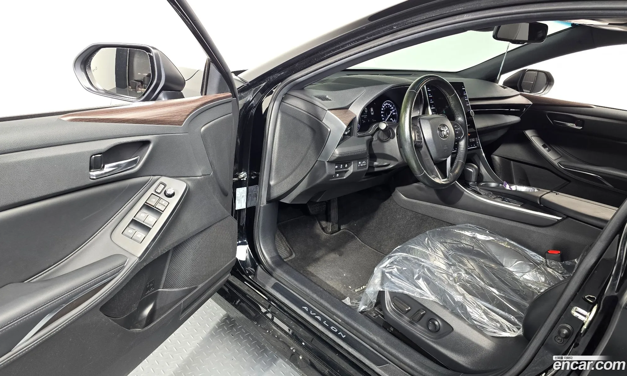 Toyota Avalon 2019 — 4