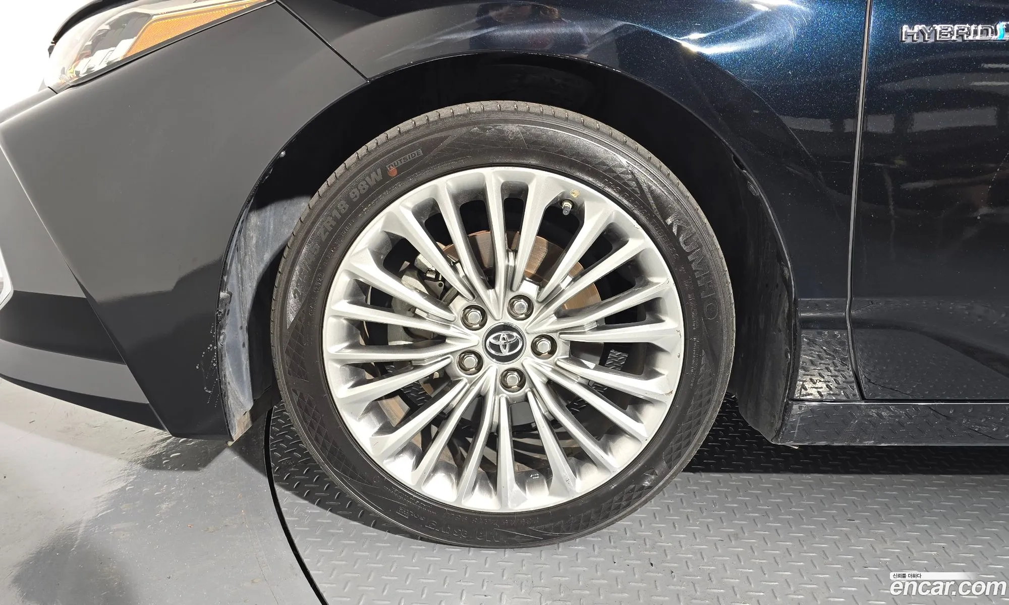 Toyota Avalon 2019 — 2
