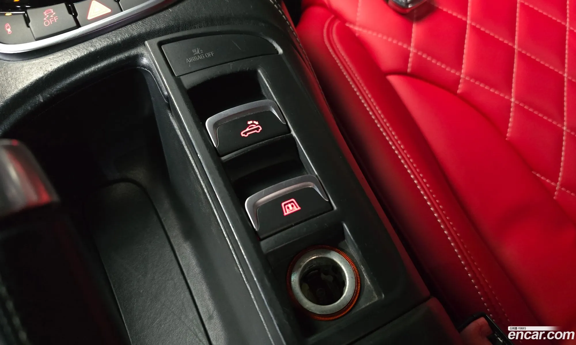 Audi R8 2015 WUAZZZ425F7001340 — 12