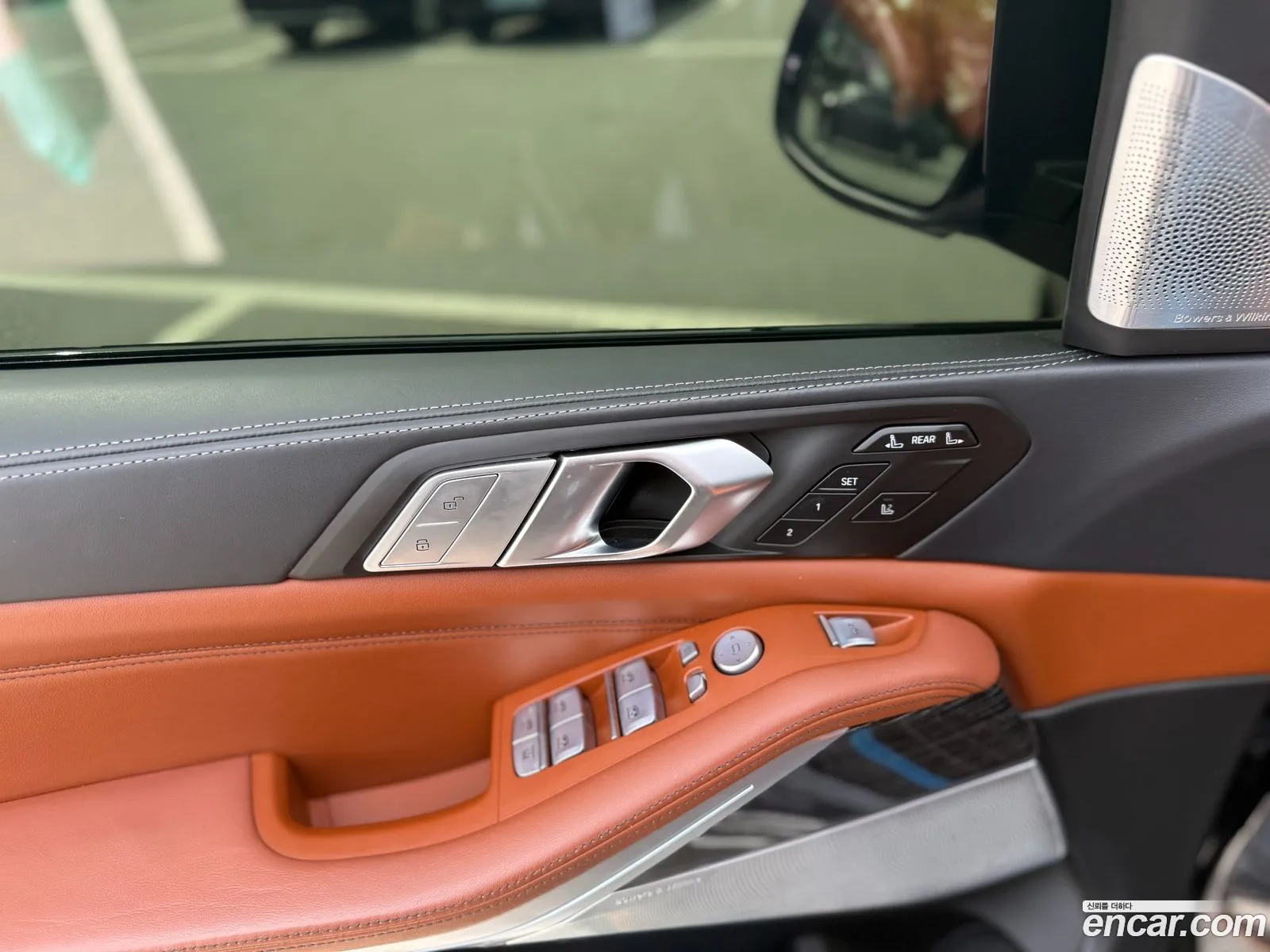 BMW X7 2022 — 16