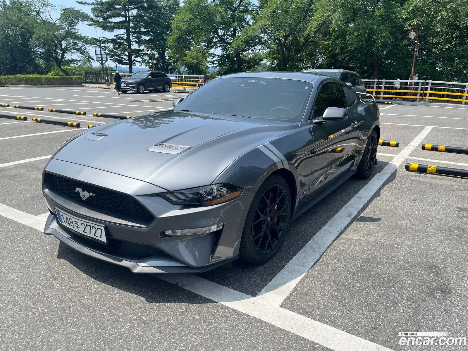 Ford Mustang 2022 — 15