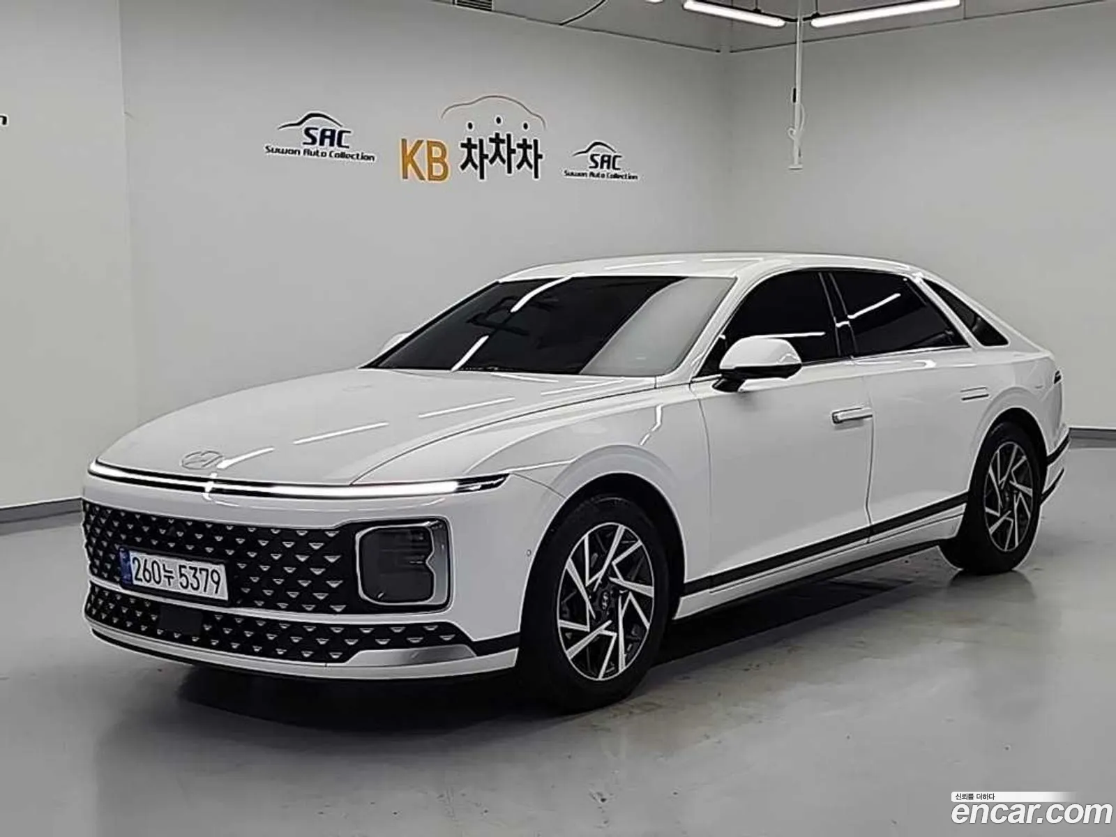 Hyundai Grandeur Hybrid 2023 — 4
