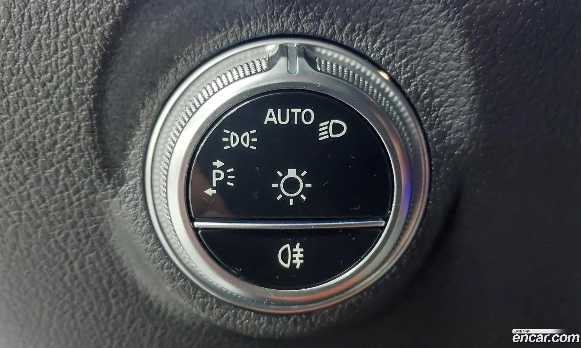 Mercedes-Benz C-Class W206 2023 — 8