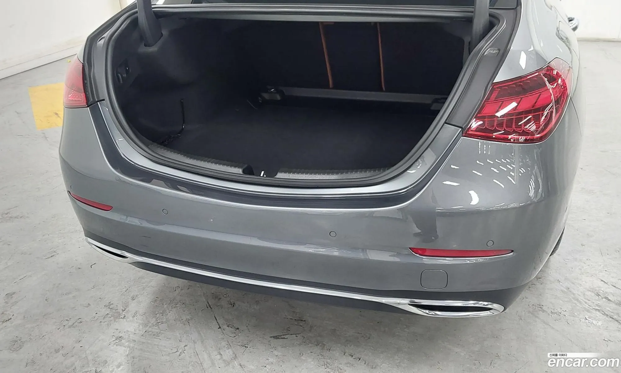 Mercedes-Benz C-Class W206 2023 — 14