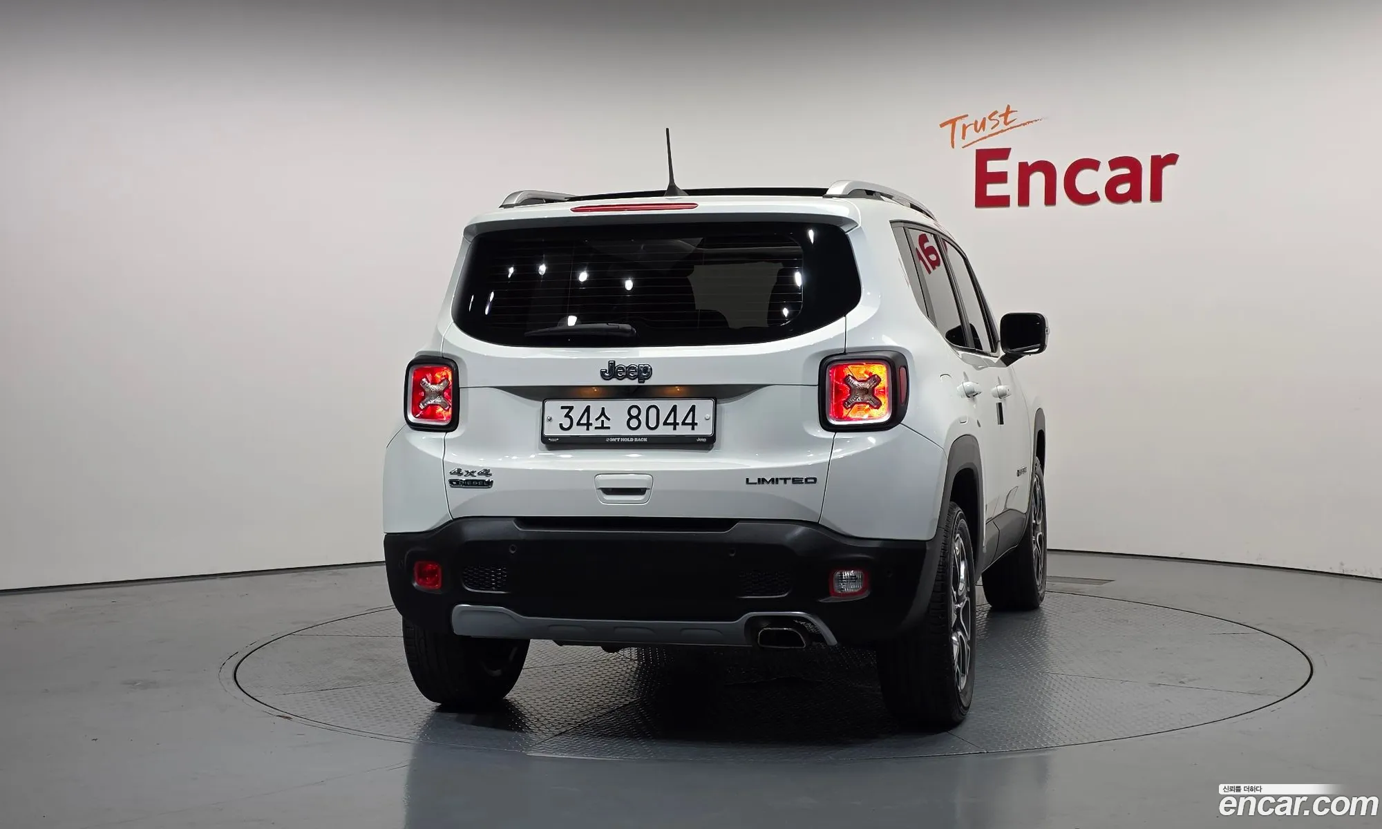 Jeep Renegade 2018 1C4BU0000JPH97331 — 12
