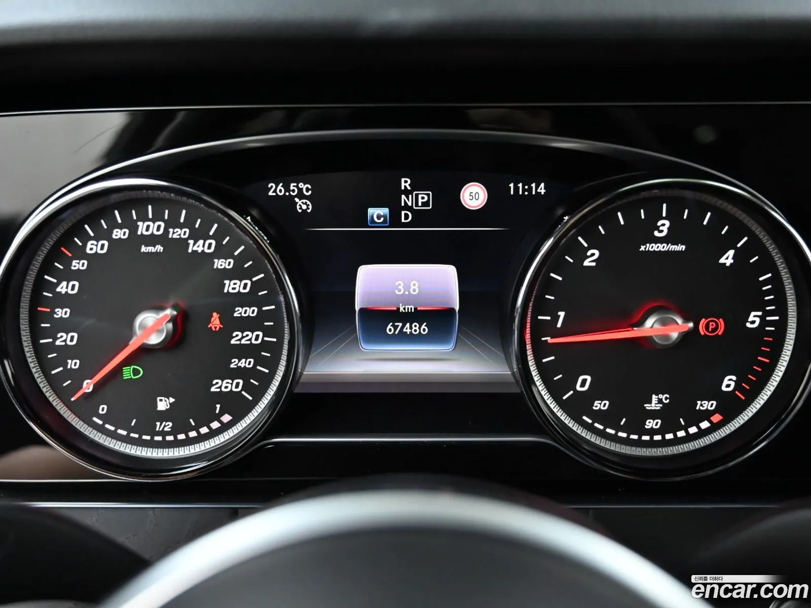 Mercedes-Benz E-Class W213 2018 — 16
