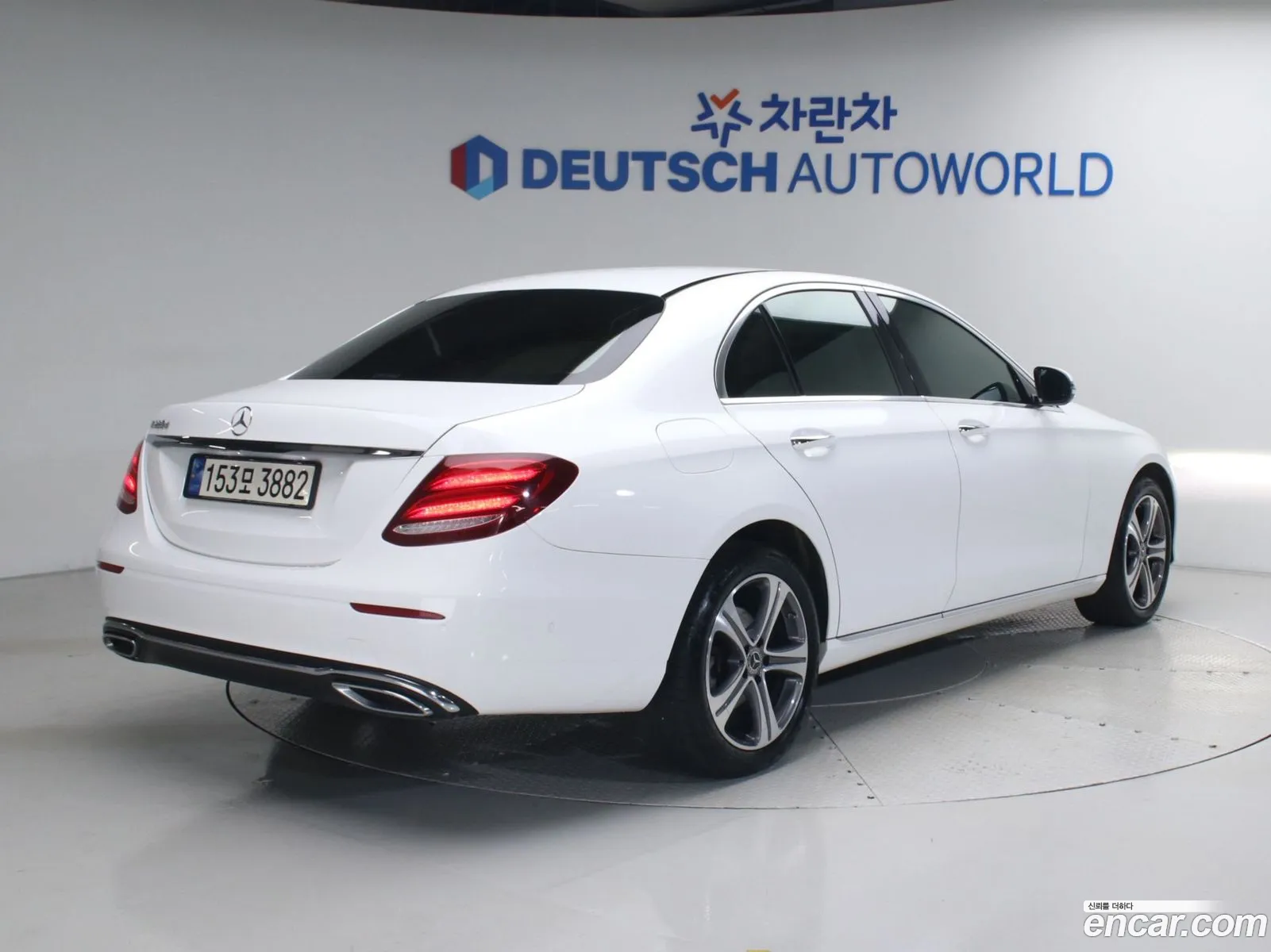 Mercedes-Benz E-Class W213 2018 — 13
