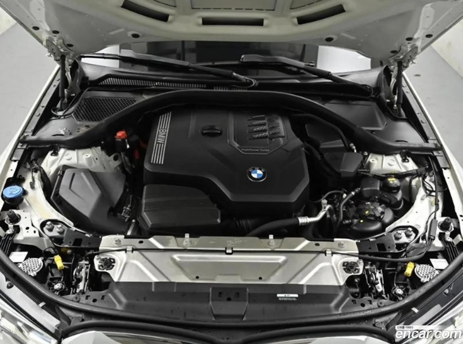 BMW 3 Series 2022 — 7