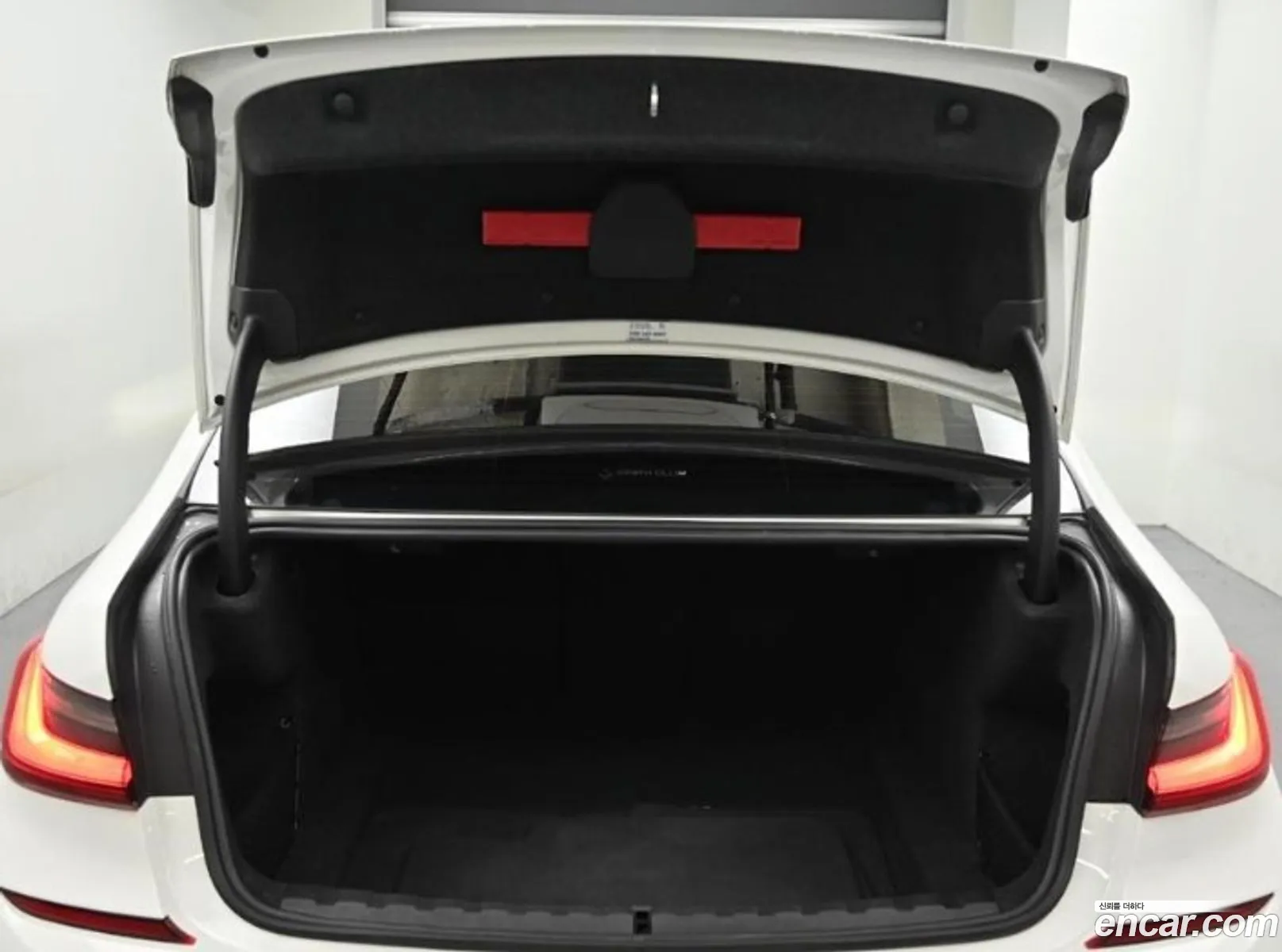 BMW 3 Series 2022 — 19