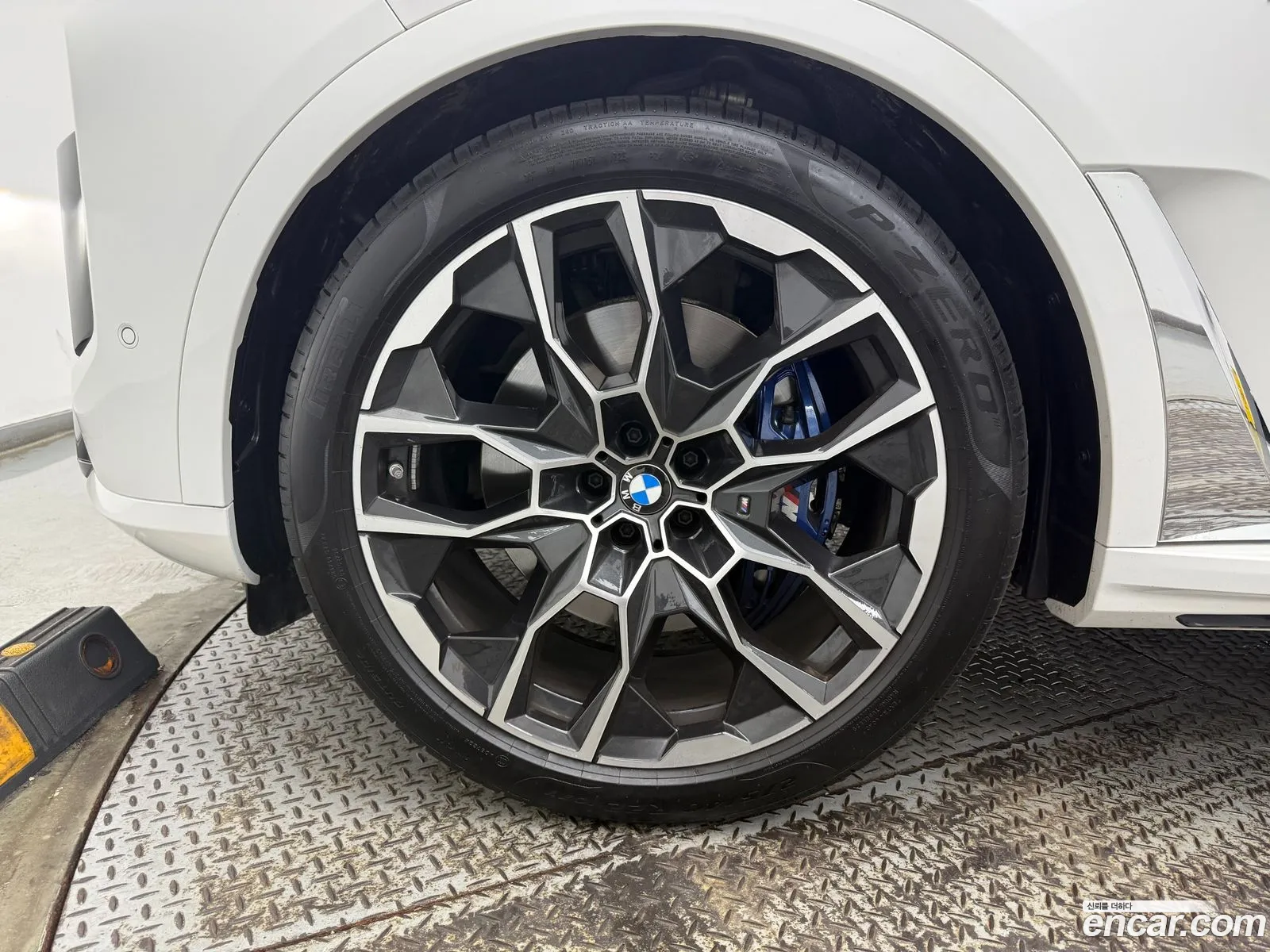 BMW X7 2025 — 6