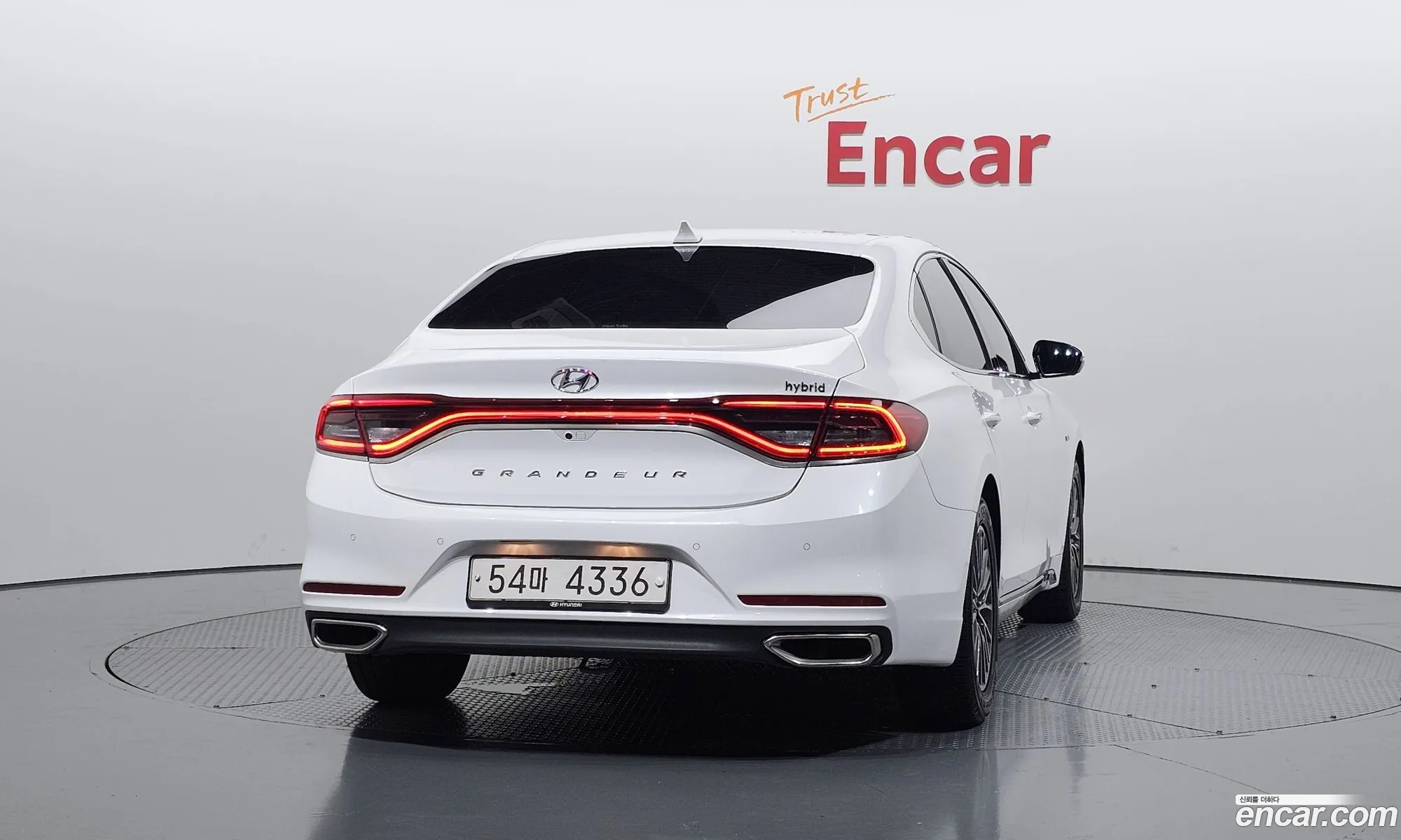 Hyundai Grandeur IG Hybrid 2017 — 3